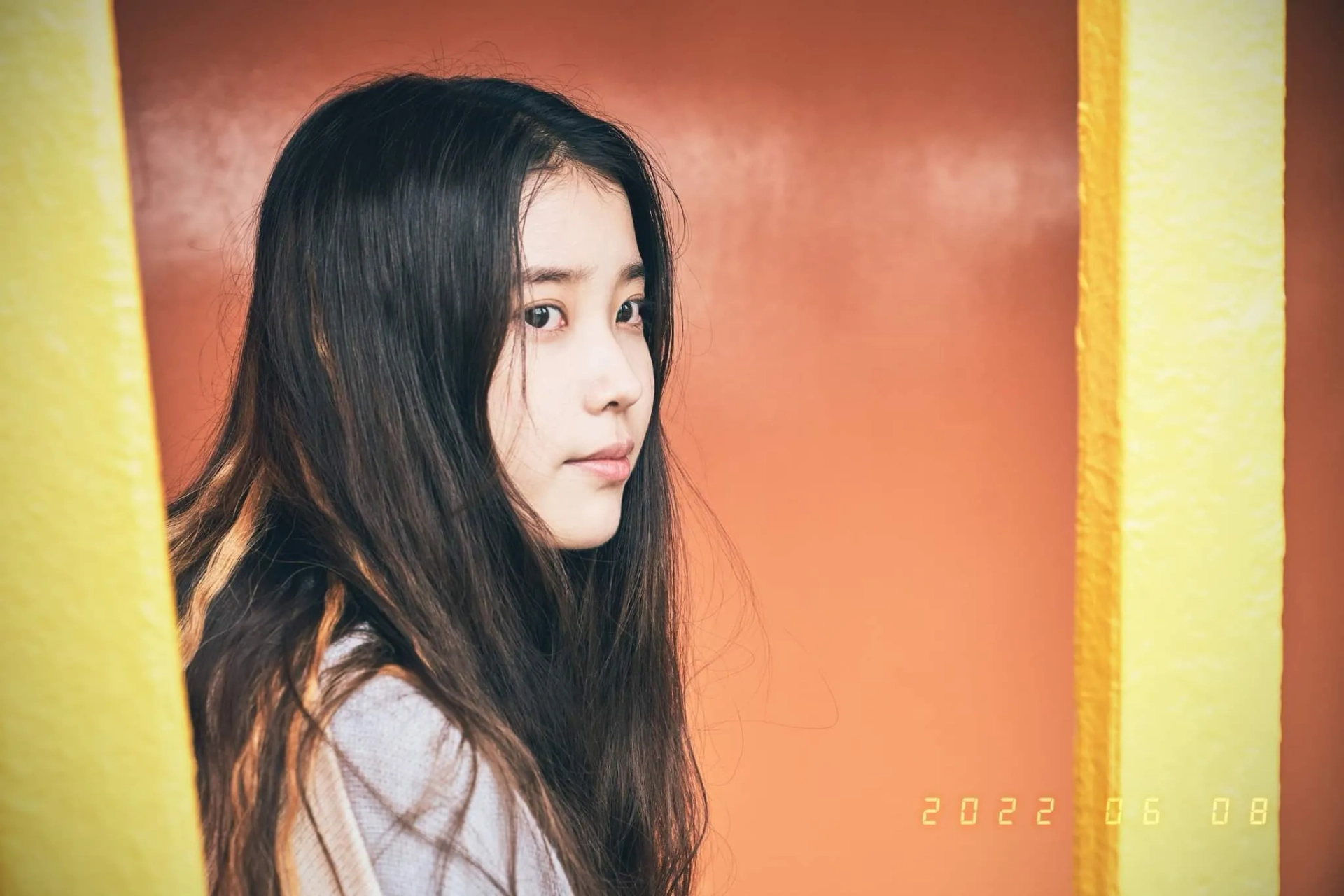 IU in Broker (2022)