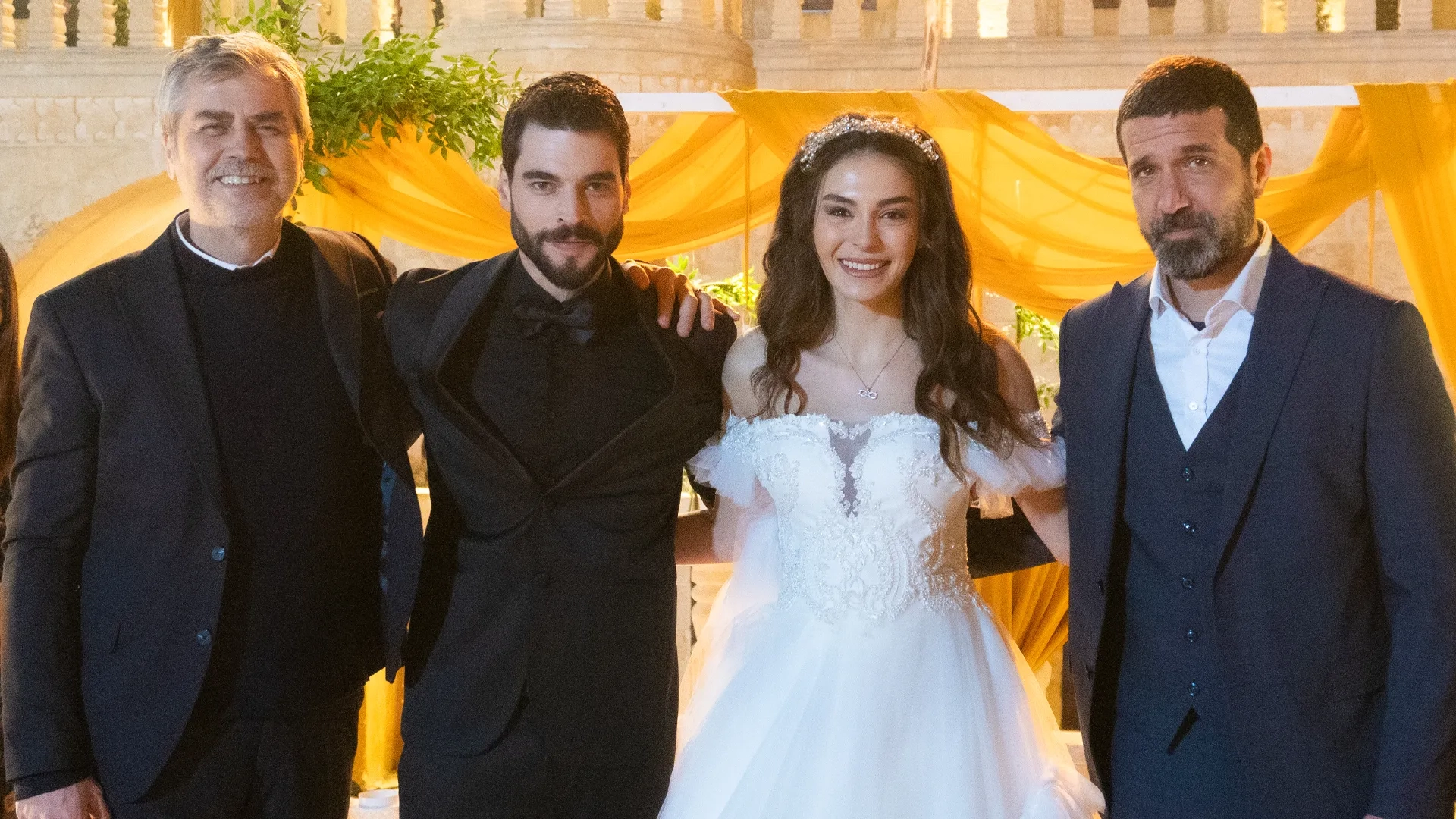 Serhat Tutumluer, Baris Yalçin, Akin Akinözü, and Ebru Sahin in Hercai: 62.Bölüm (2021)