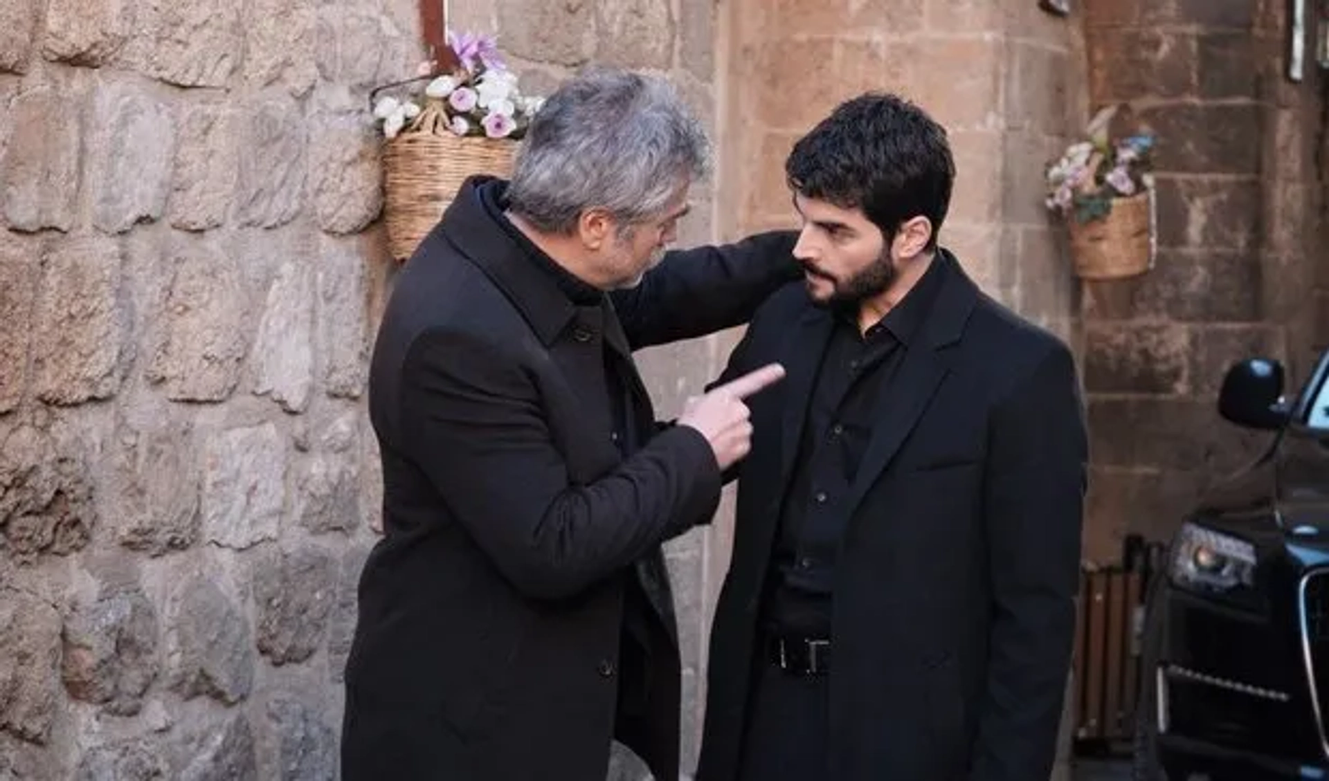 Serhat Tutumluer and Akin Akinözü in Hercai: 57.Bölüm (2021)