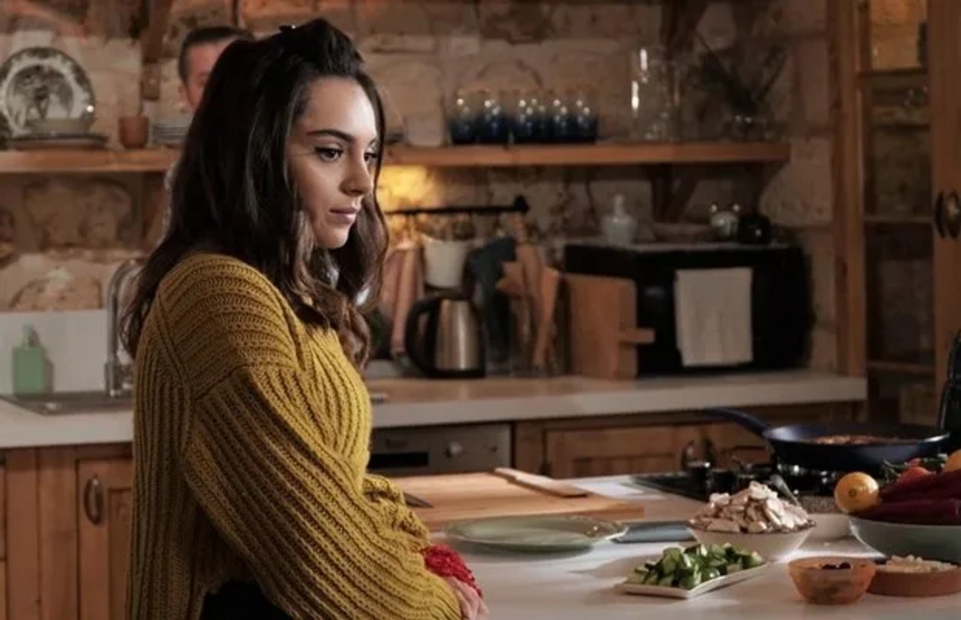 Sera Kutlubey in Hercai: 57.Bölüm (2021)