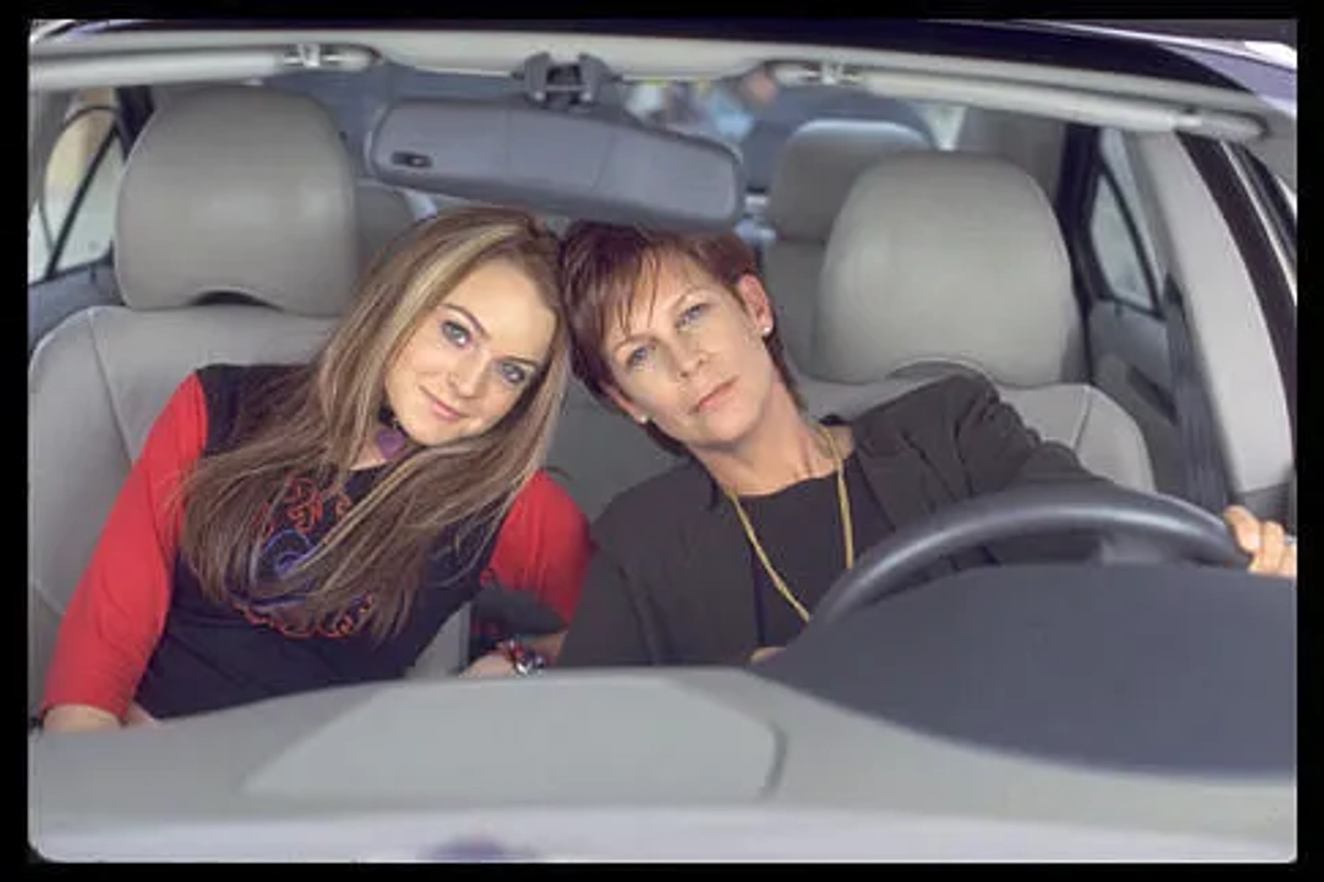 Jamie Lee Curtis and Lindsay Lohan in Freaky Friday (2003)