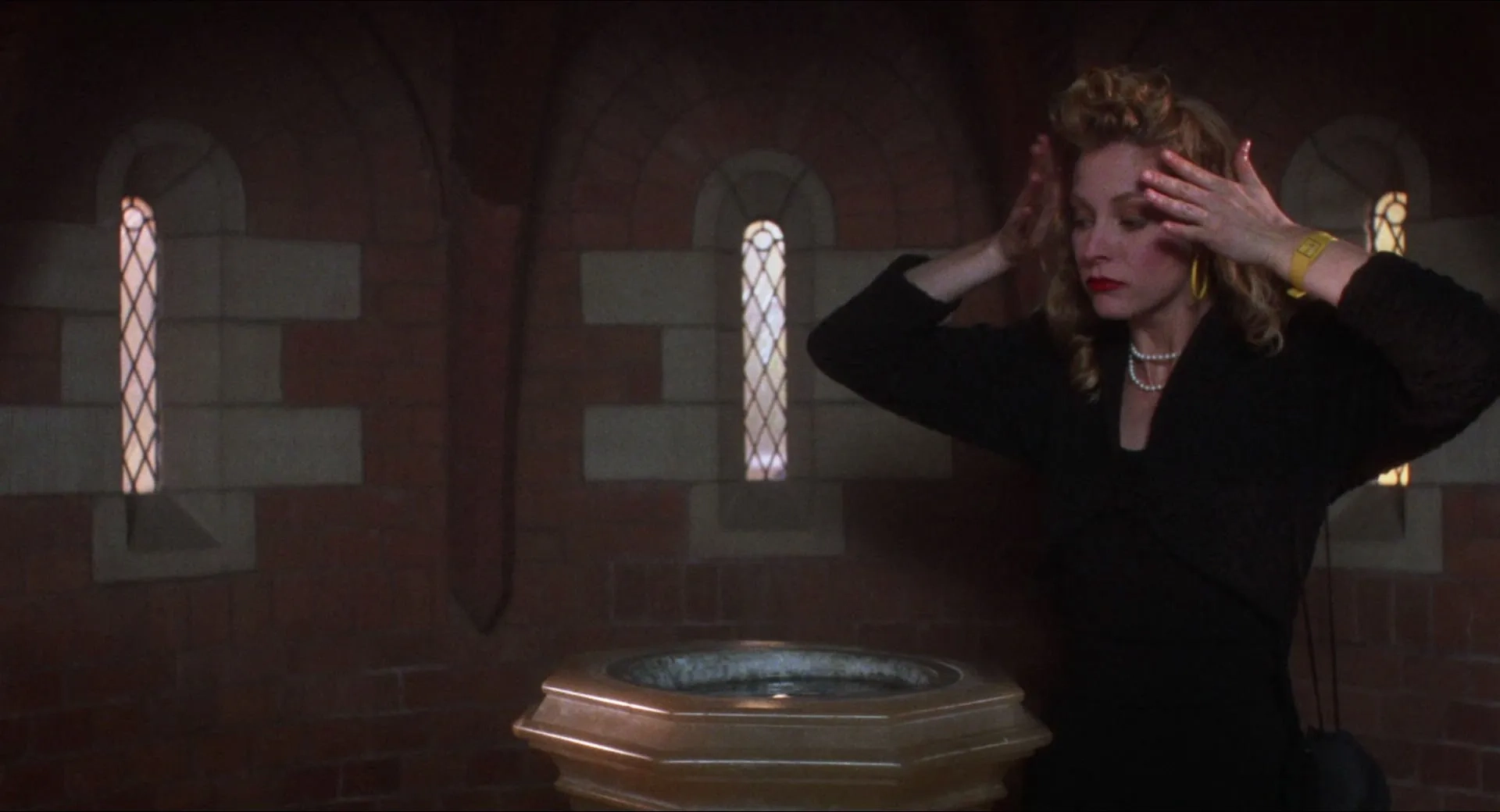 Lisanne Falk in Heathers (1988)