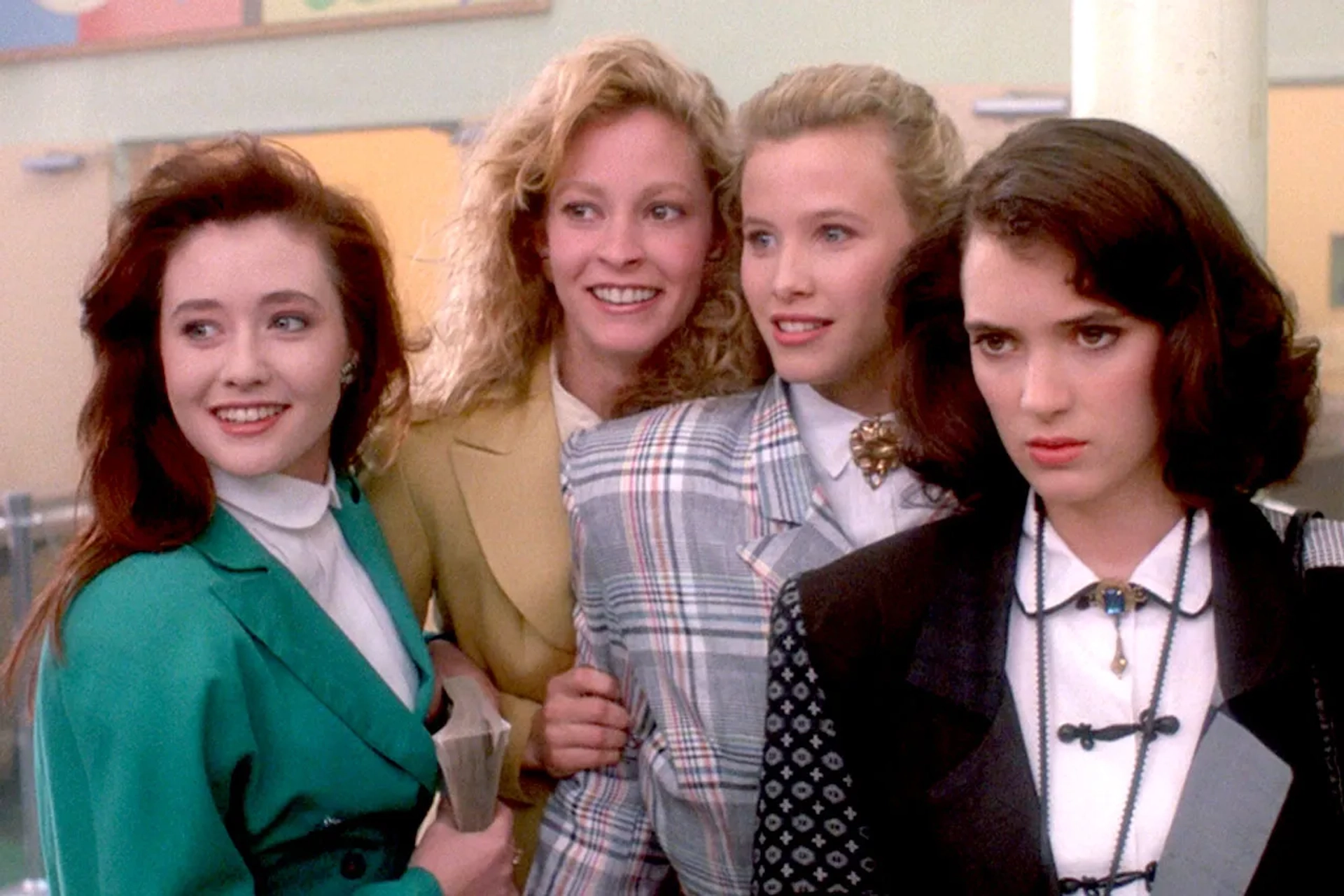 Winona Ryder, Shannen Doherty, Lisanne Falk, and Kim Walker in Heathers (1988)