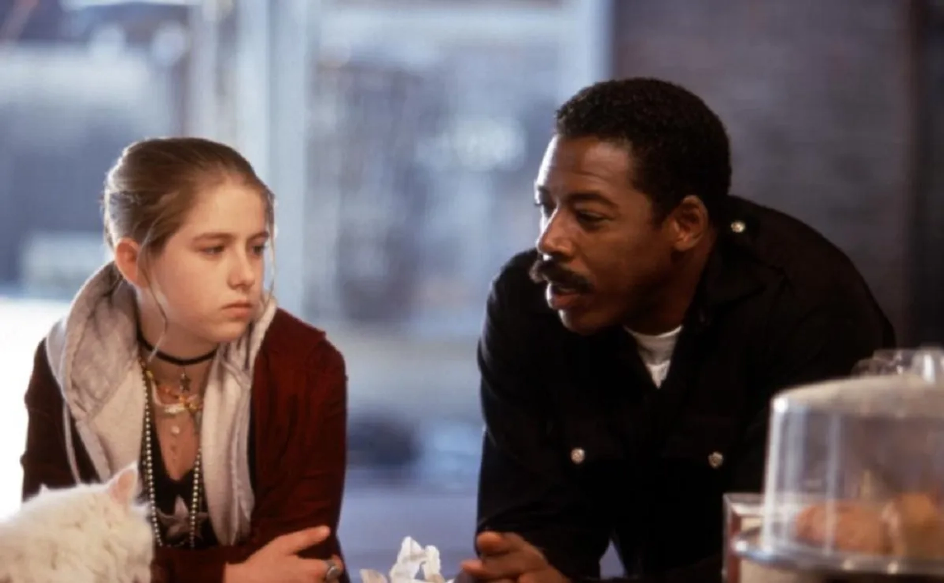 Ernie Hudson and Rochelle Davis in The Crow (1994)