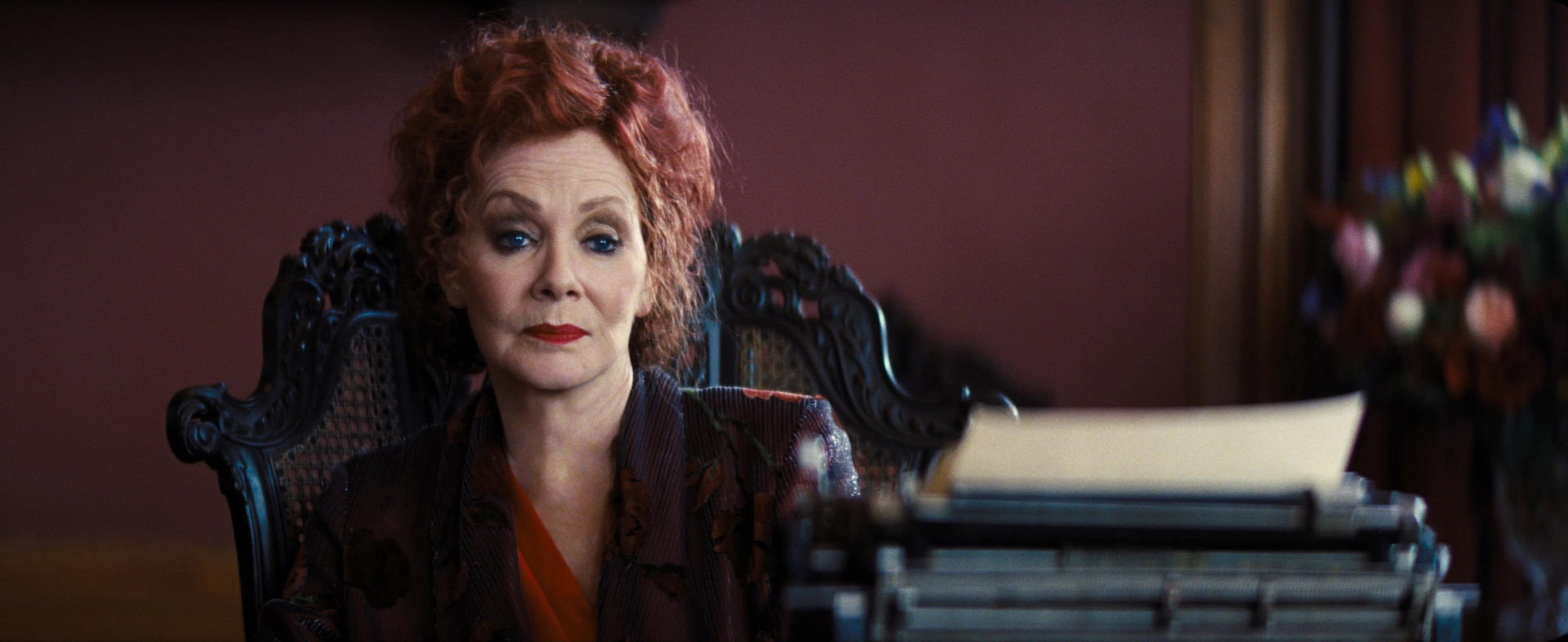 Jean Smart in Babylon (2022)