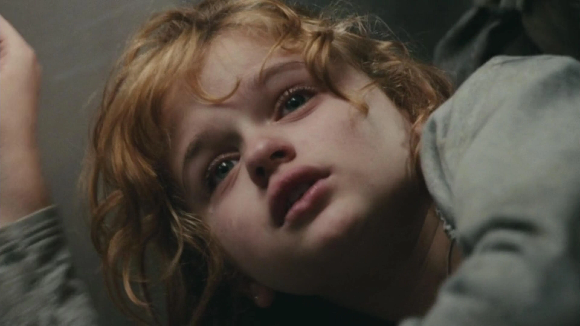 Joey King in Battle Los Angeles (2011)