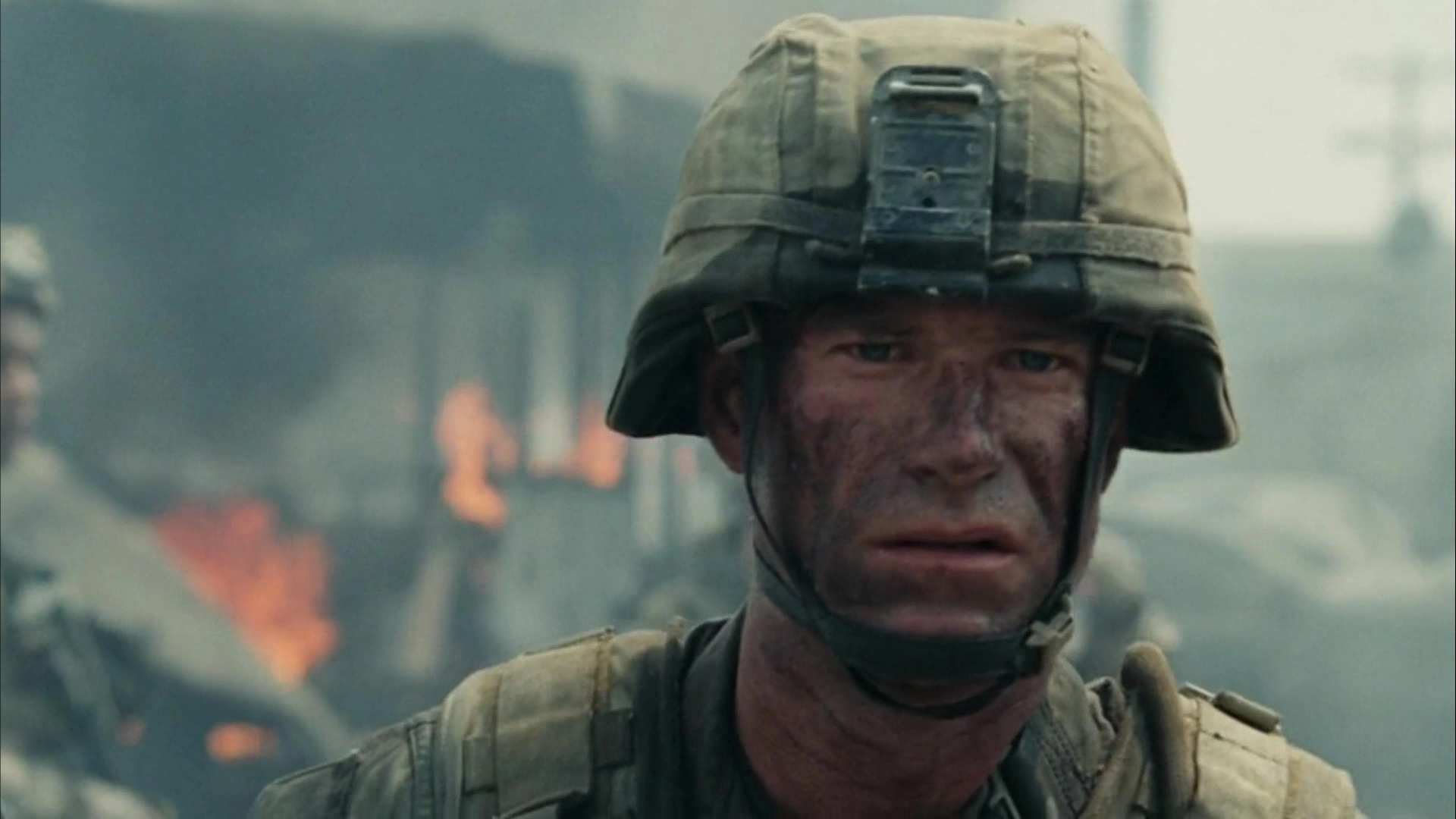 Aaron Eckhart in Battle Los Angeles (2011)