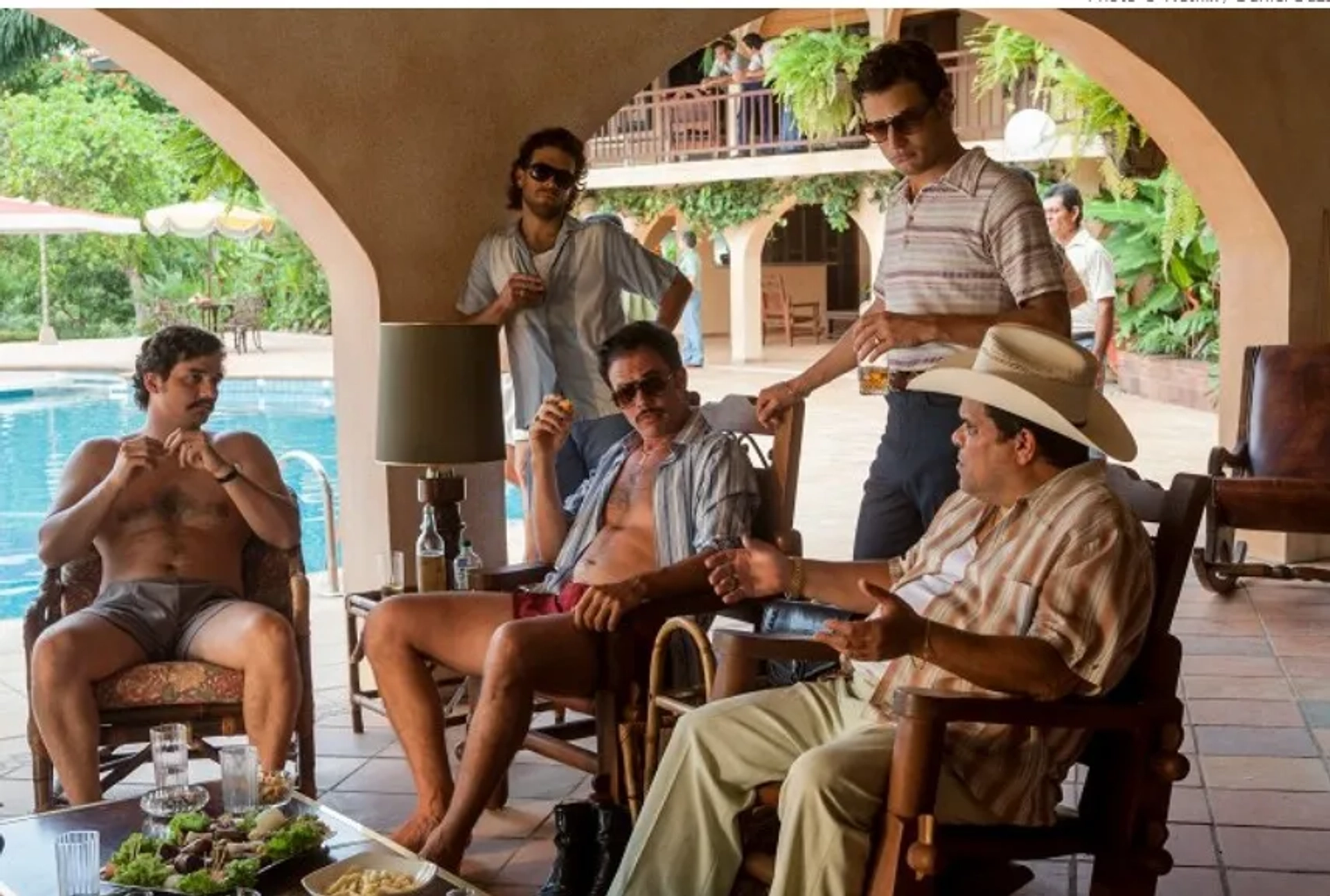 Luis Guzmán, Wagner Moura, and Juan Pablo Raba in Narcos (2015)