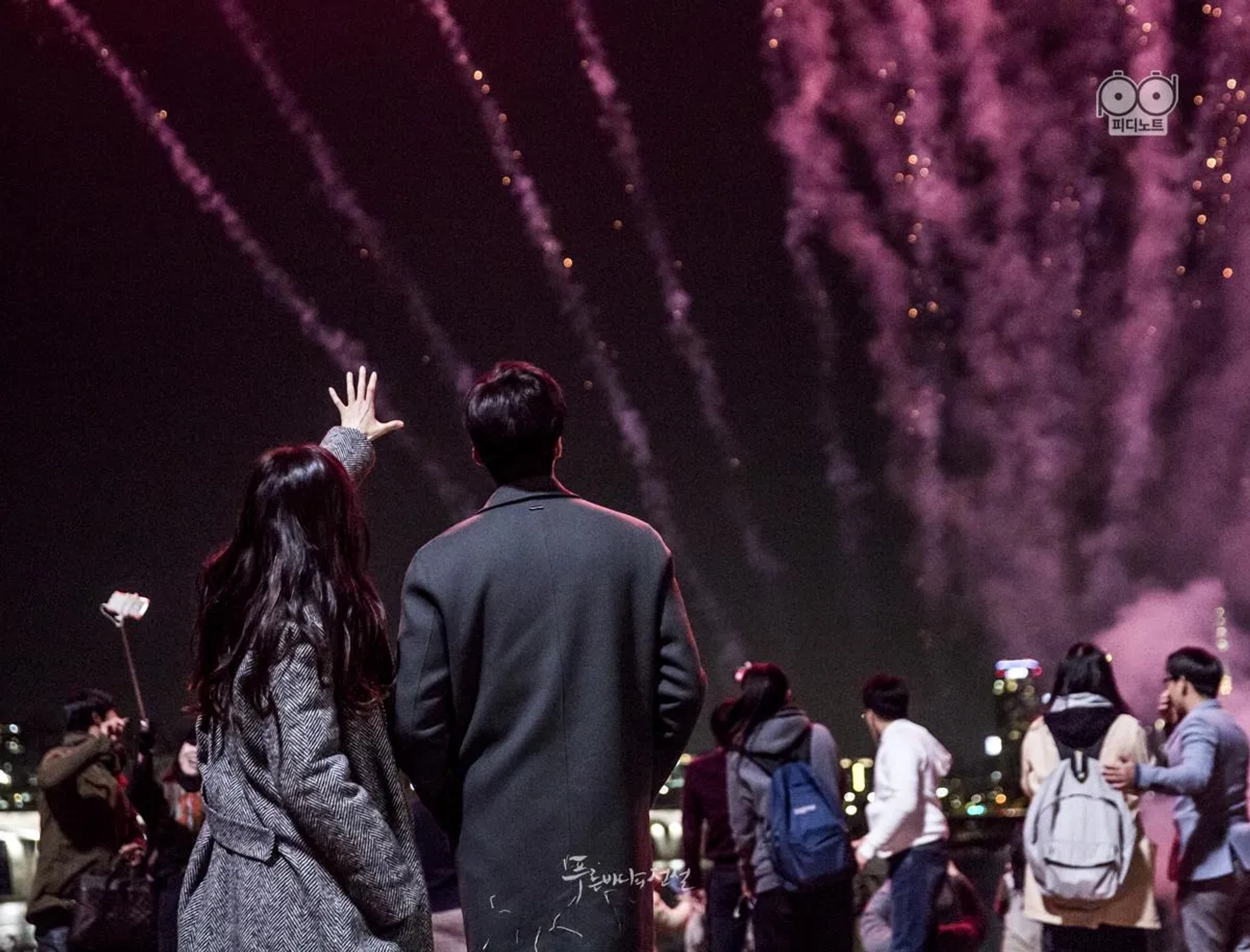 Jun Ji-hyun and Lee Min-ho in Legend of the Blue Sea (2016)