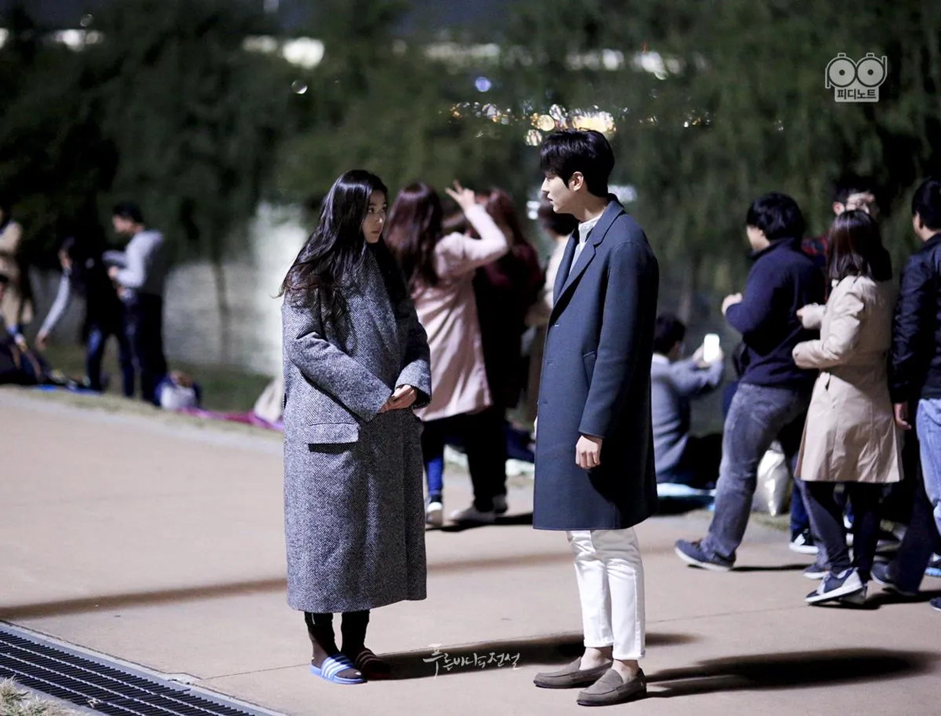 Jun Ji-hyun and Lee Min-ho in Legend of the Blue Sea (2016)