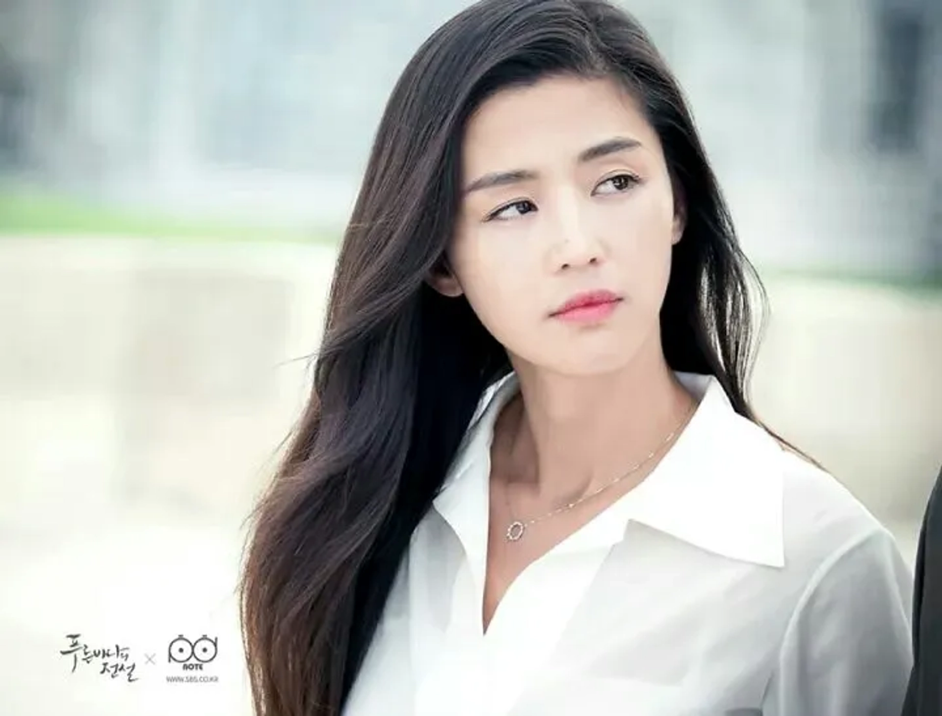 Jun Ji-hyun in Legend of the Blue Sea (2016)