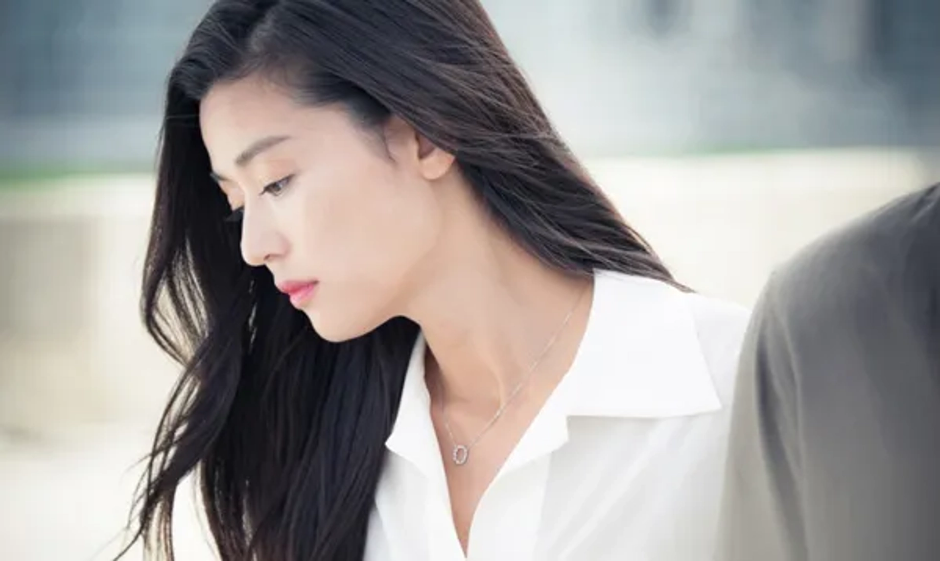 Jun Ji-hyun in Legend of the Blue Sea (2016)