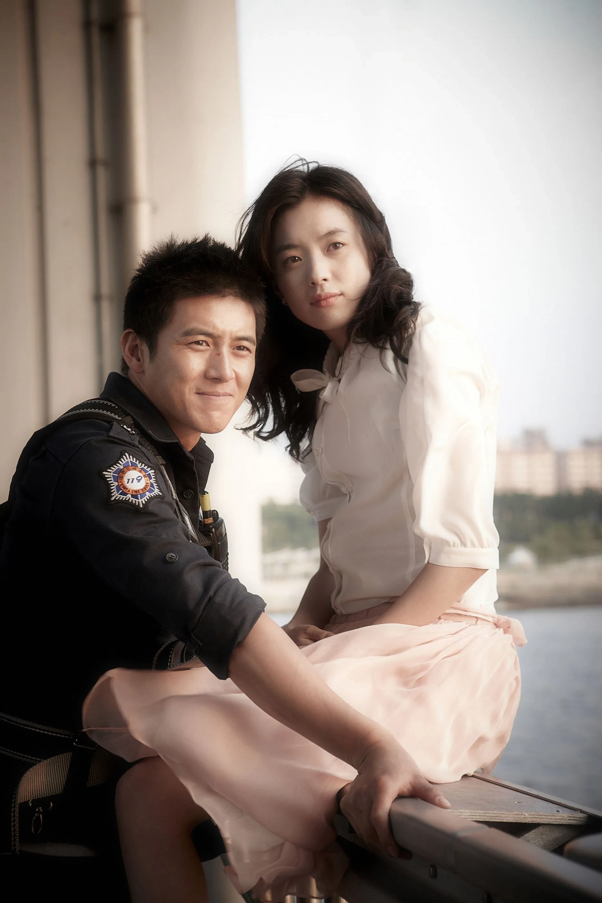 Go Soo and Han Hyo-joo in Love 911 (2012)