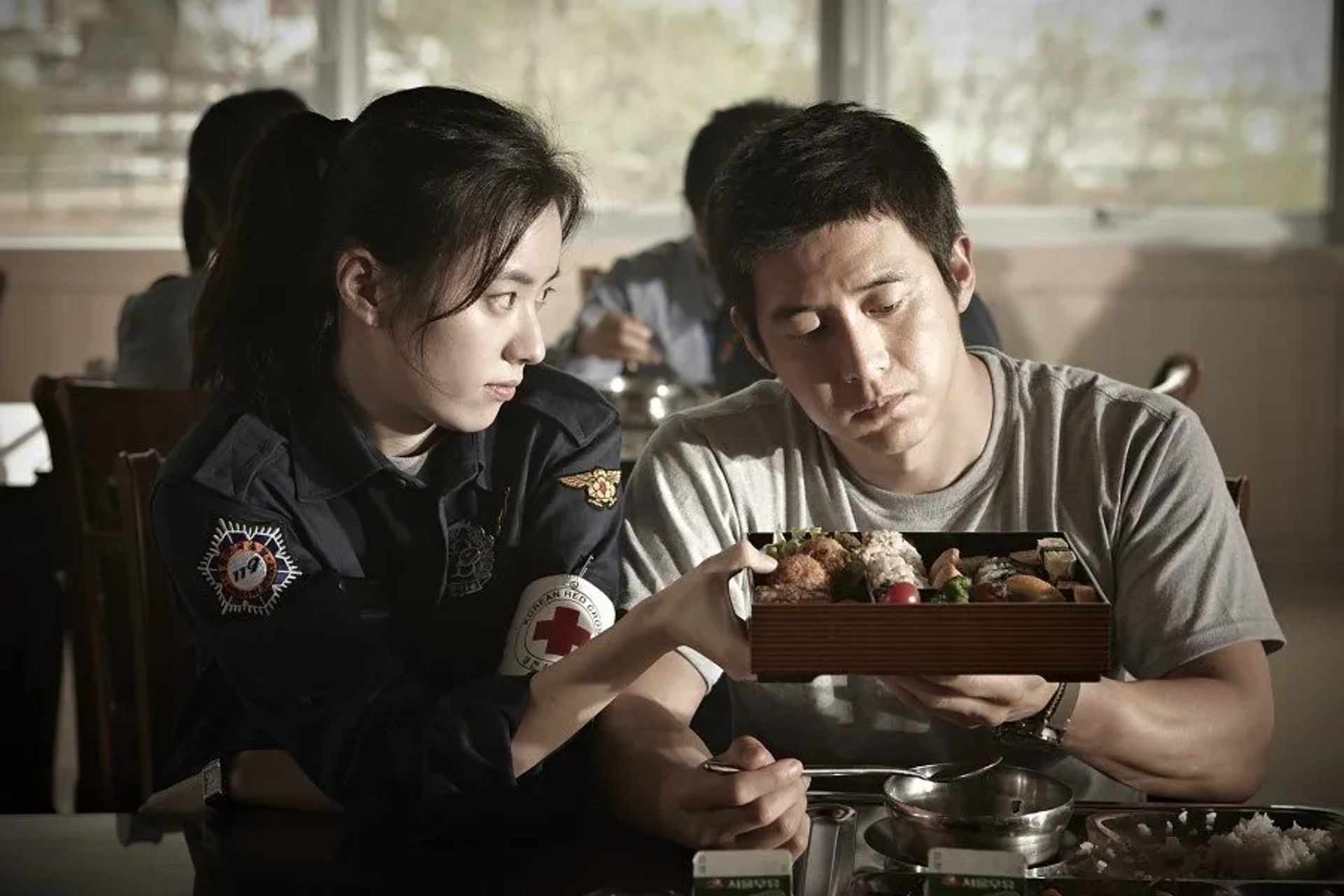 Go Soo and Han Hyo-joo in Love 911 (2012)