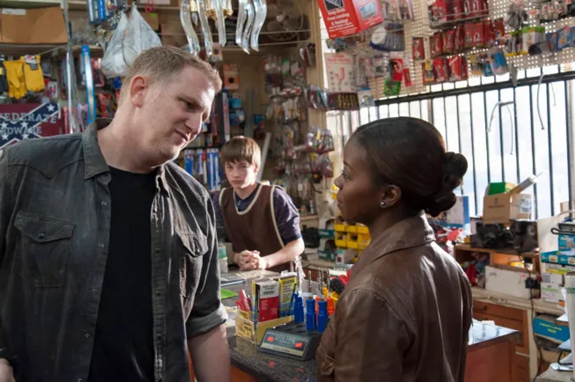 Michael Rapaport, Erica Tazel, and Jacob Lofland in Justified (2010)