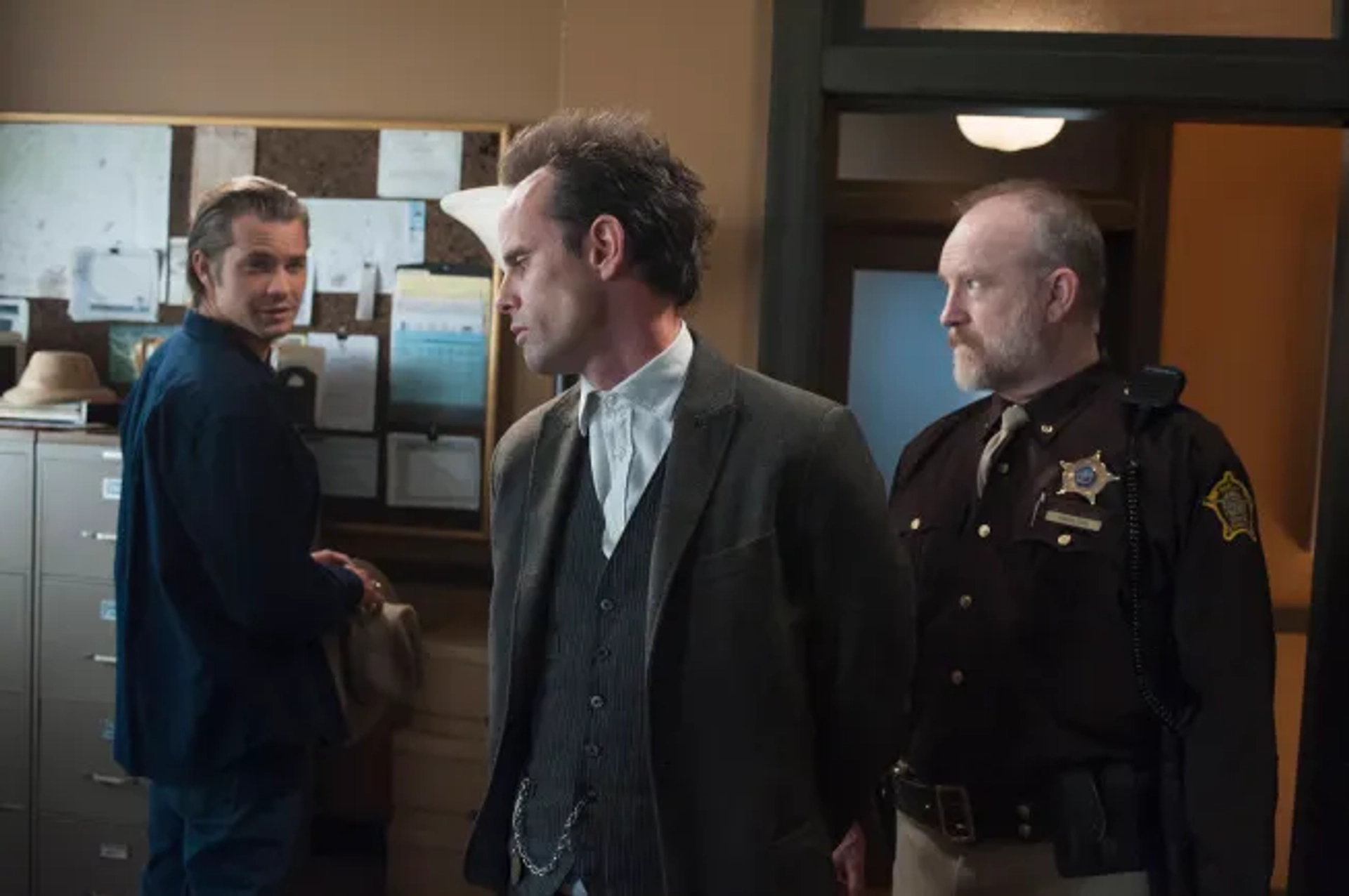 Jim Beaver, Walton Goggins, and Timothy Olyphant in Justified (2010)