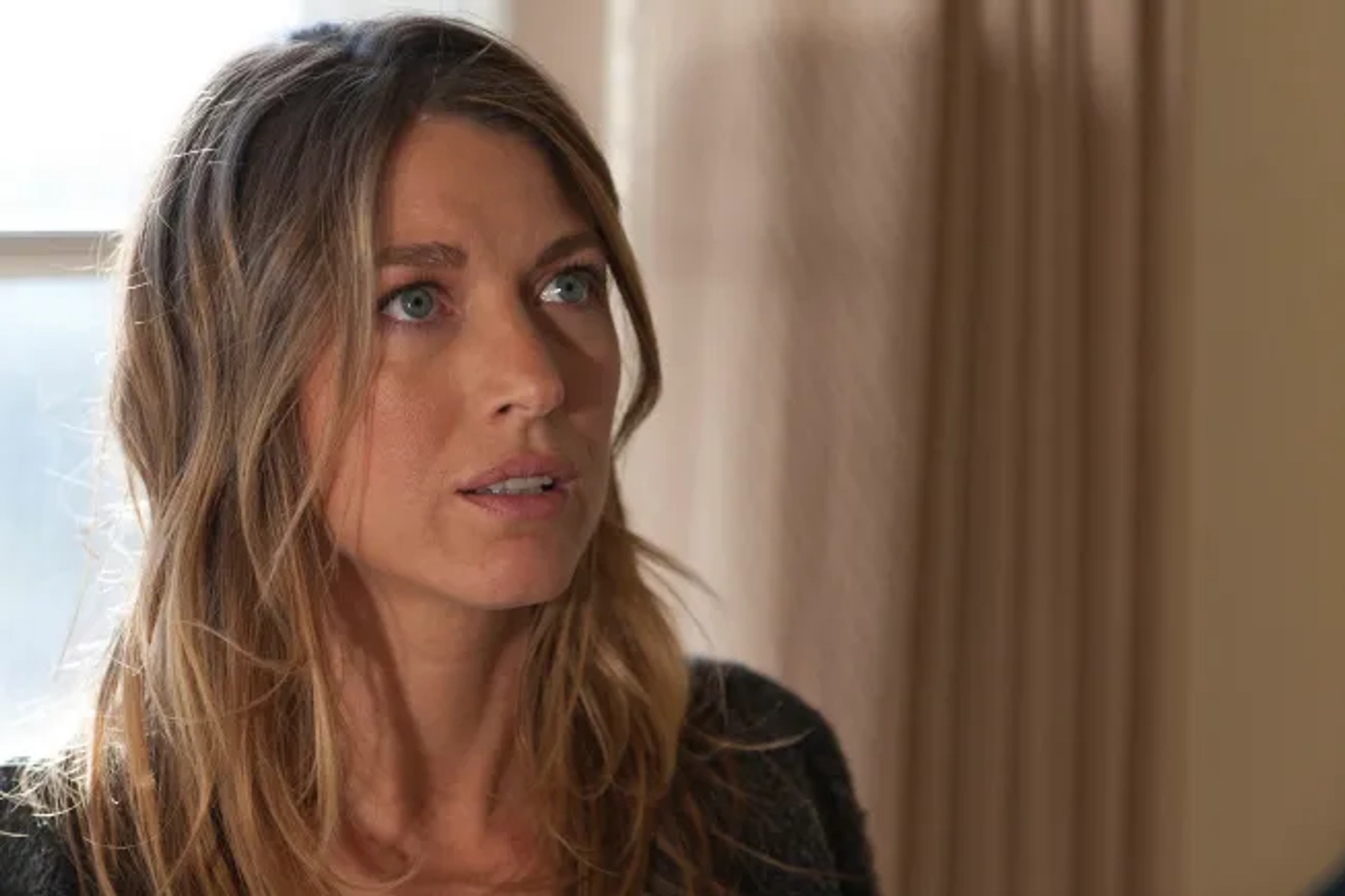 Natalie Zea in Justified (2010)