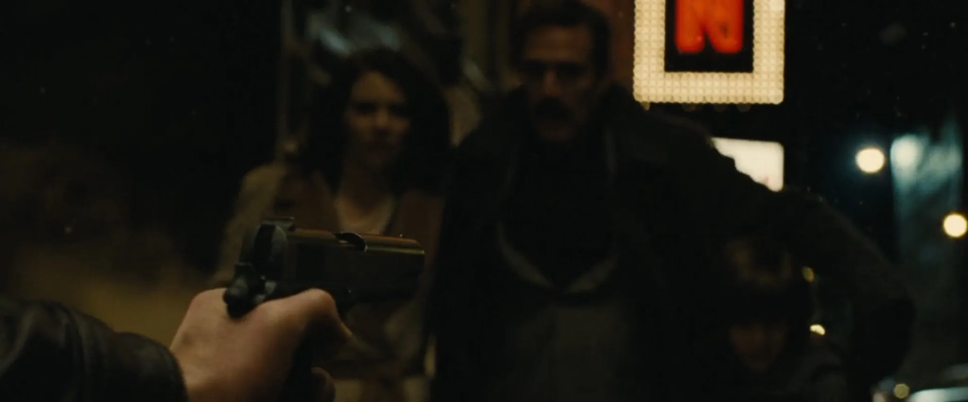 Jeffrey Dean Morgan and Lauren Cohan in Batman v Superman: Dawn of Justice (2016)