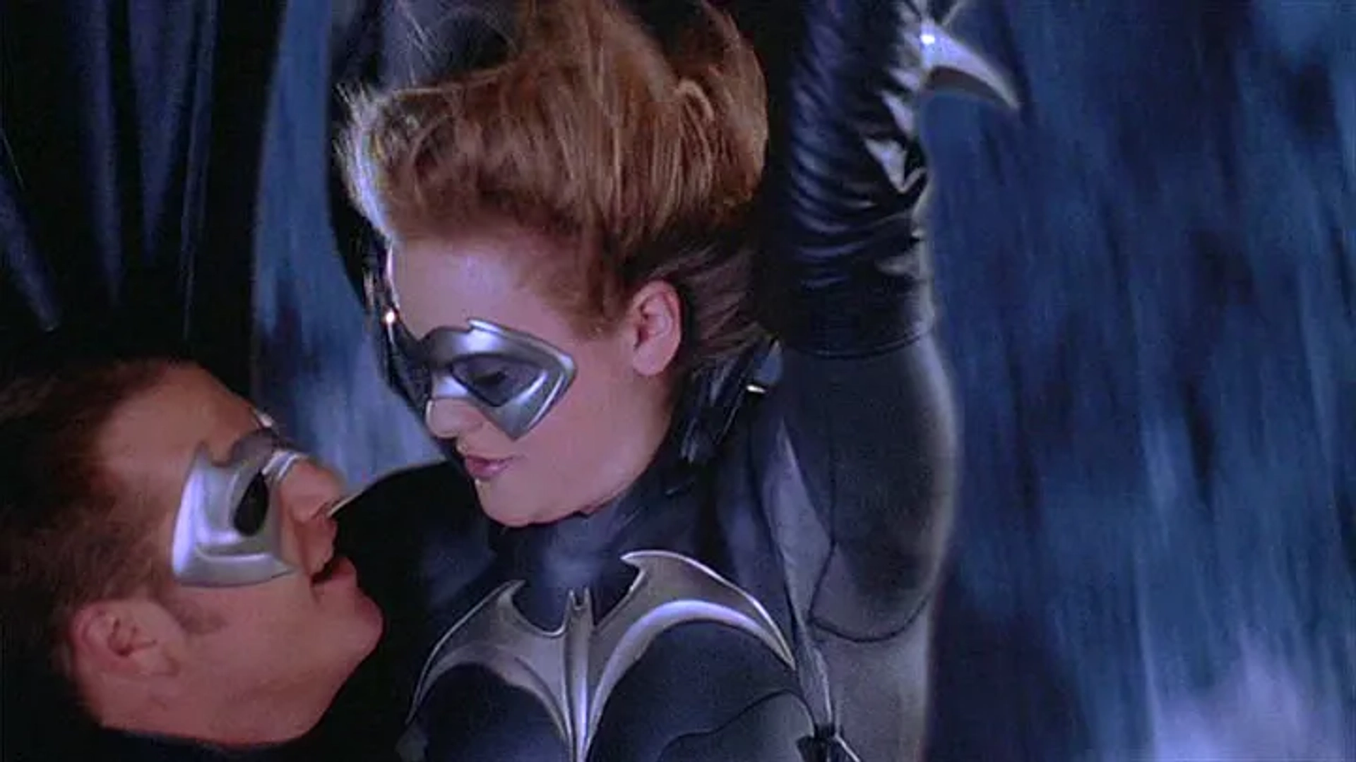 Alicia Silverstone and Chris O'Donnell in Batman & Robin (1997)