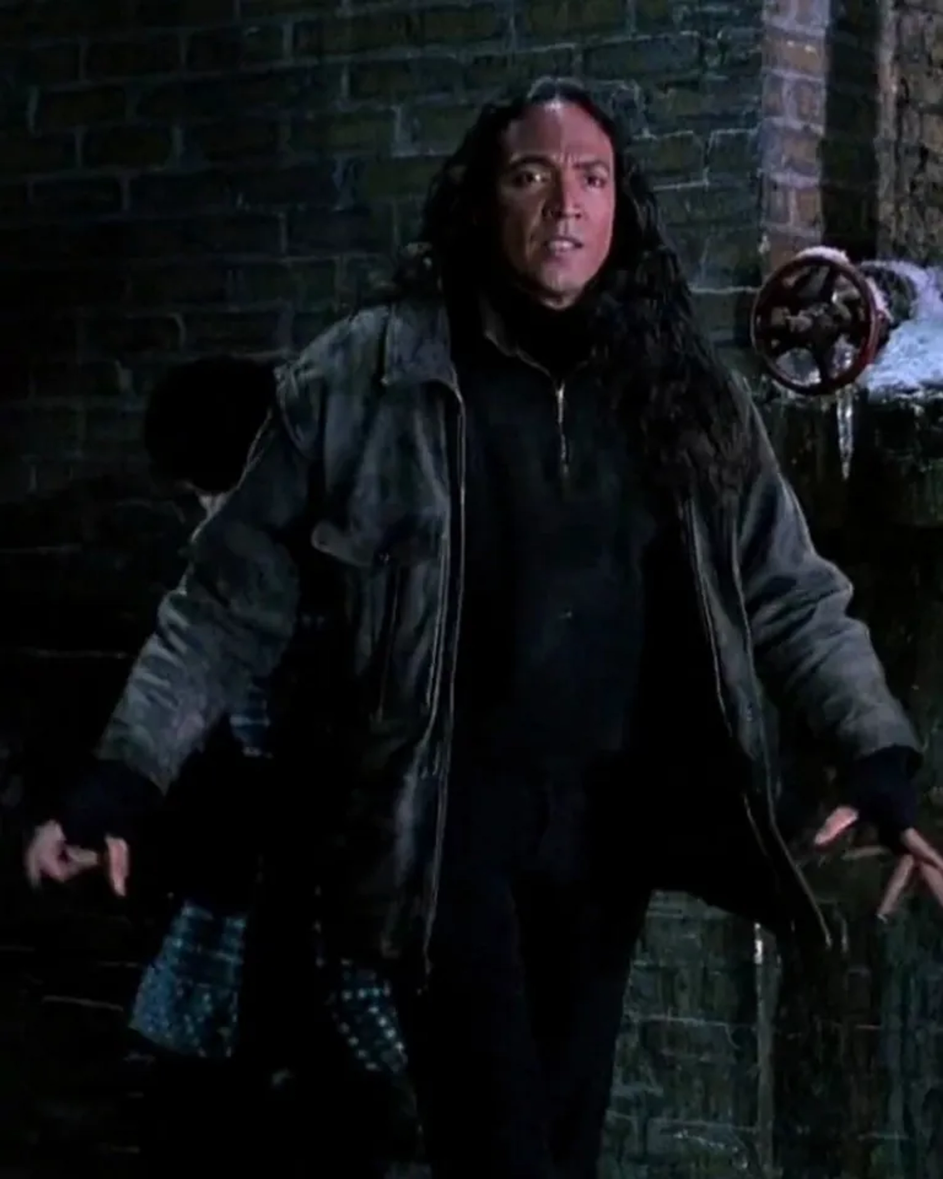 Henry Kingi in Batman Returns (1992)