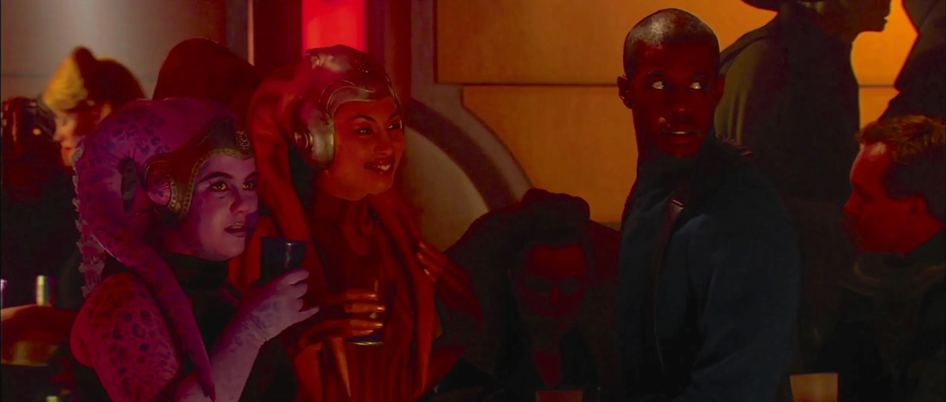 Ahmed Best and Katie Lucas in Star Wars: Episode II - Attack of the Clones (2002)