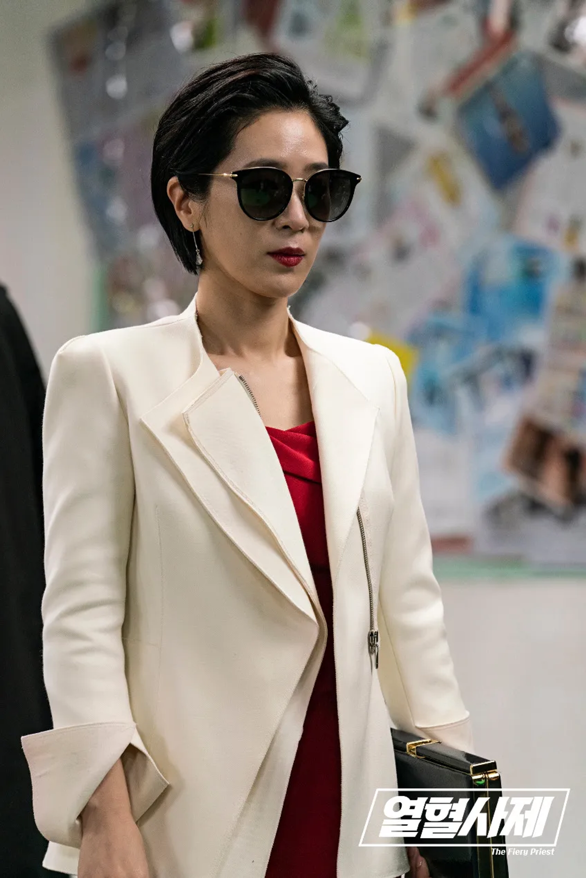 Baek Ji-won in The Fiery Priest: The Secret of Sister Kim (2019)