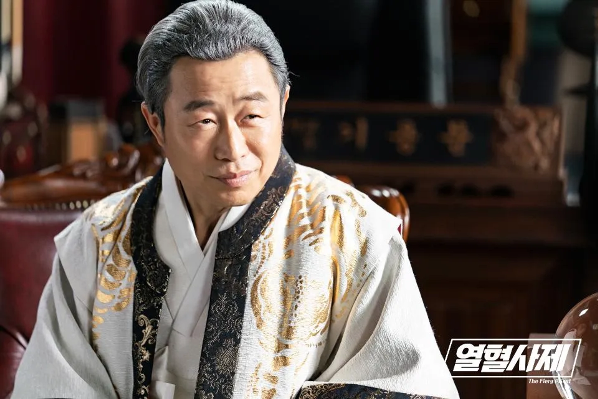 Mun-shik Lee in The Fiery Priest (2019)