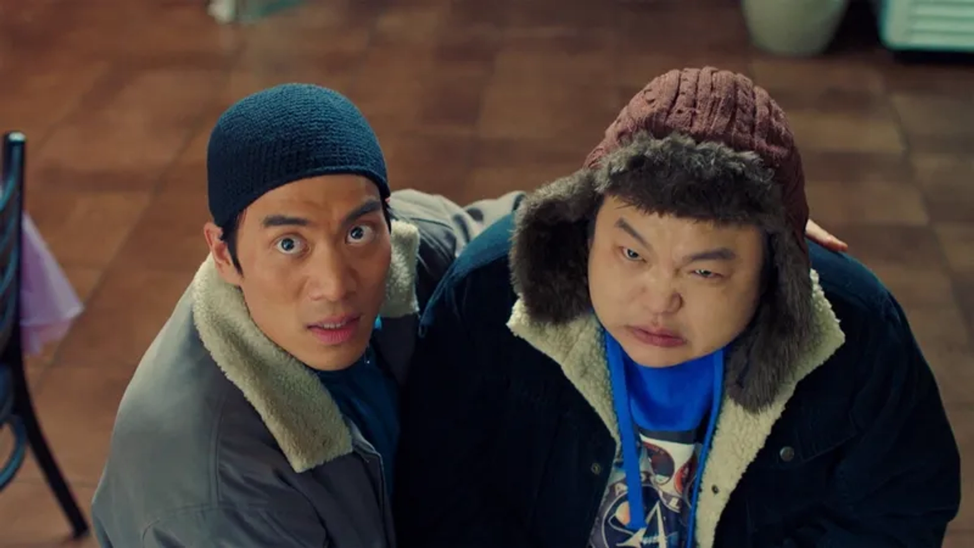 Ahn Chang-hwan and Go Gyu-pil in The Fiery Priest: Kyung Sun Is Back (2019)