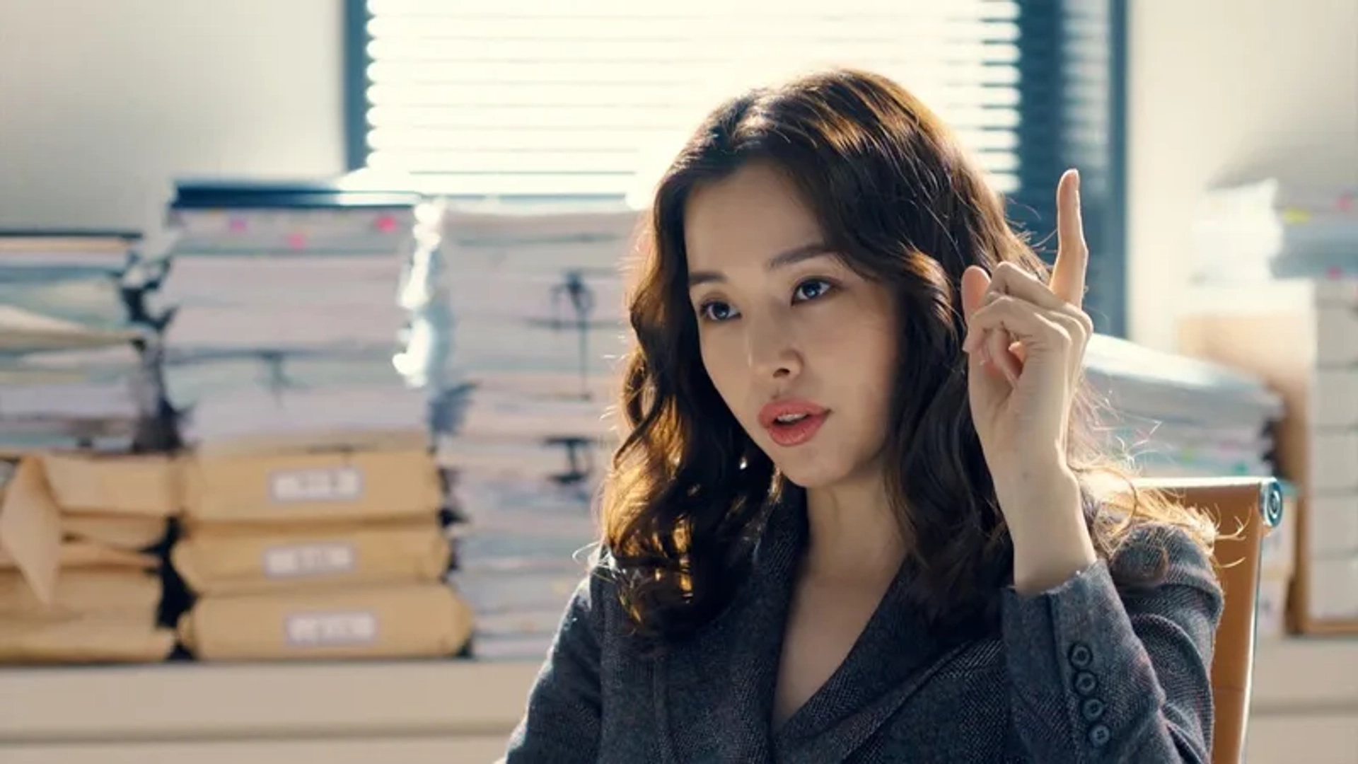 Lee Hanee in The Fiery Priest: Hae Il Reports The Bribery Case (2019)