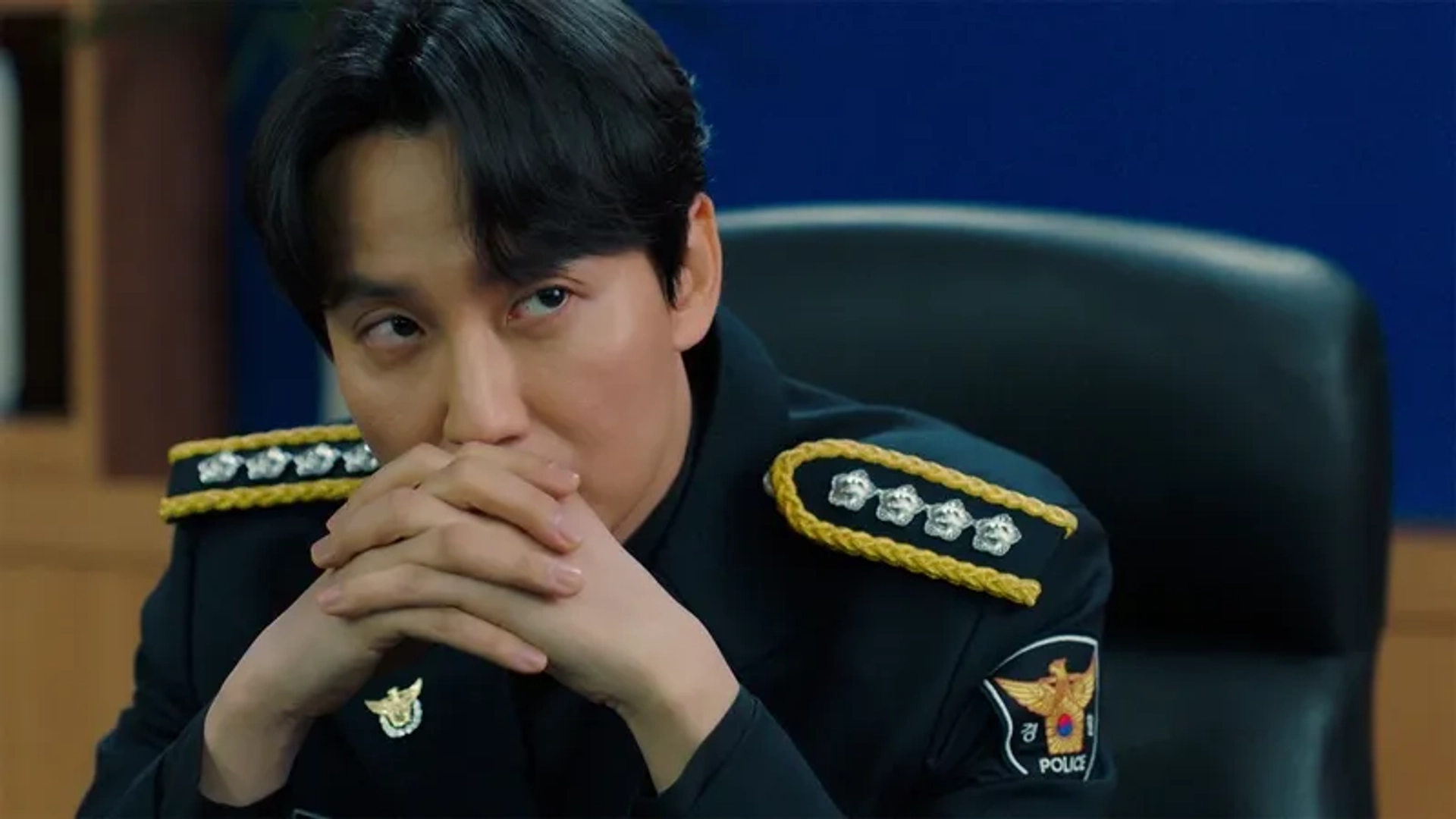 Kim Nam-gil in The Fiery Priest: Kyung Sun Cooperating with Hae Il (2019)