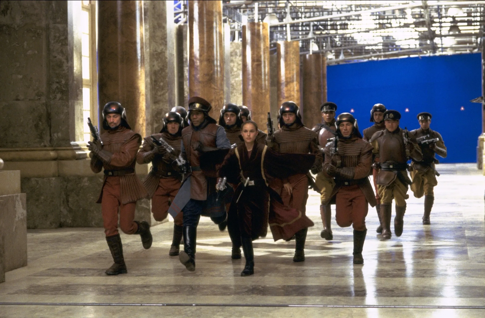 Natalie Portman, Nathan Hamill, Hugh Quarshie, and Dominic West in Star Wars: Episode I - The Phantom Menace (1999)