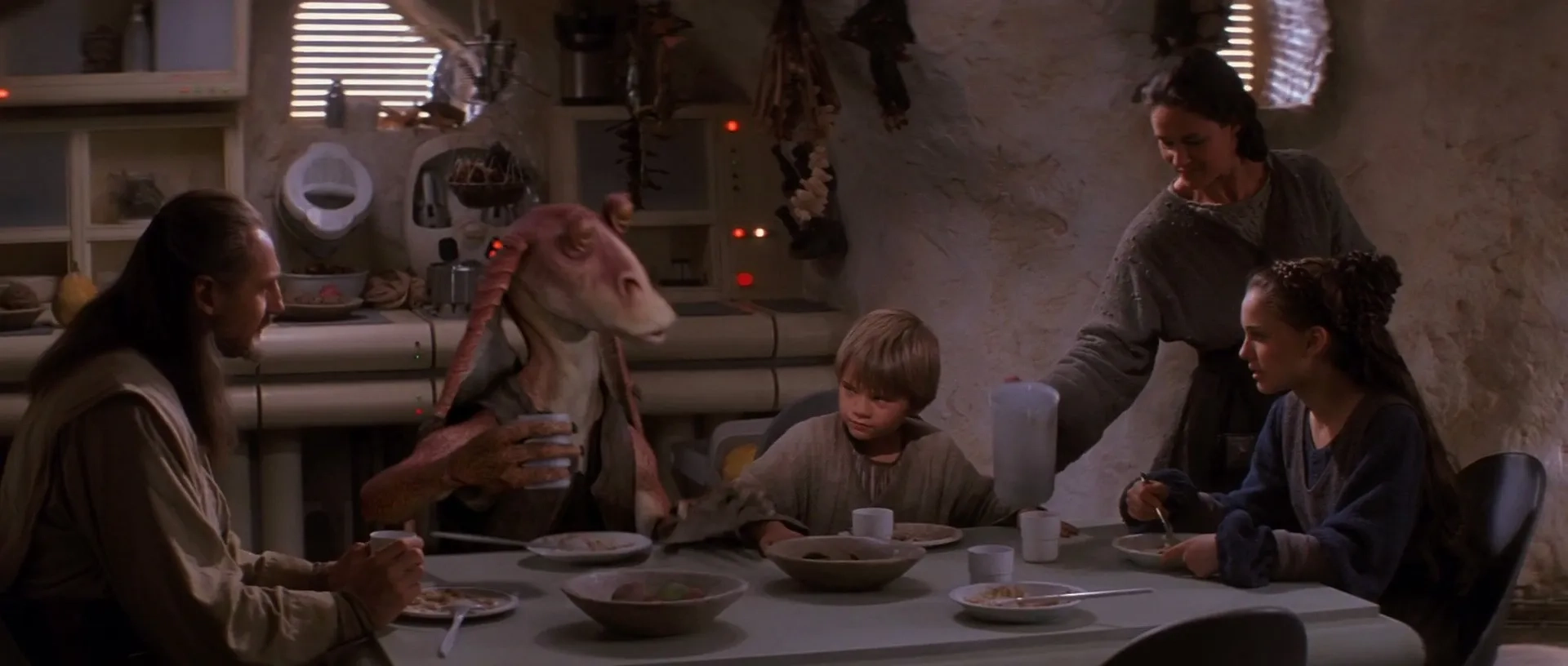 Natalie Portman, Pernilla August, Liam Neeson, Jake Lloyd, and Ahmed Best in Star Wars: Episode I - The Phantom Menace (1999)