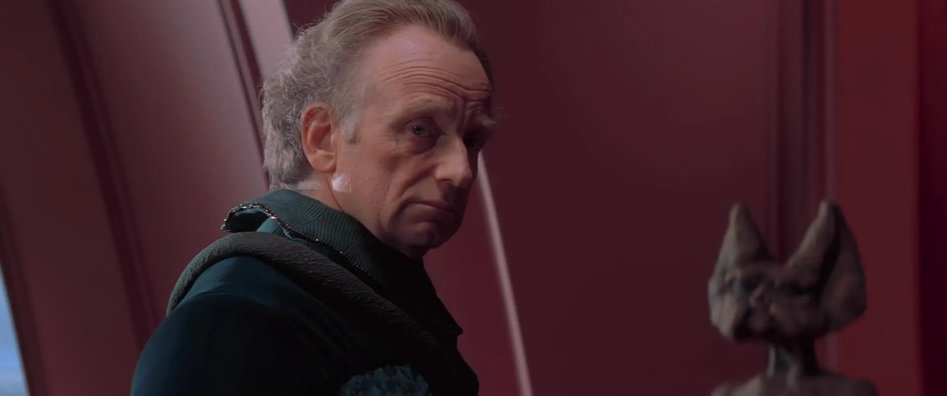 Ian McDiarmid in Star Wars: Episode I - The Phantom Menace (1999)