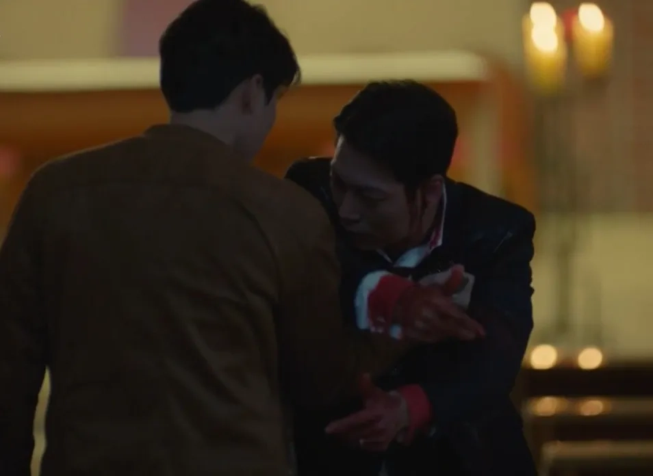 Park Hoon and Hyun Bin in Memories of the Alhambra (2018)