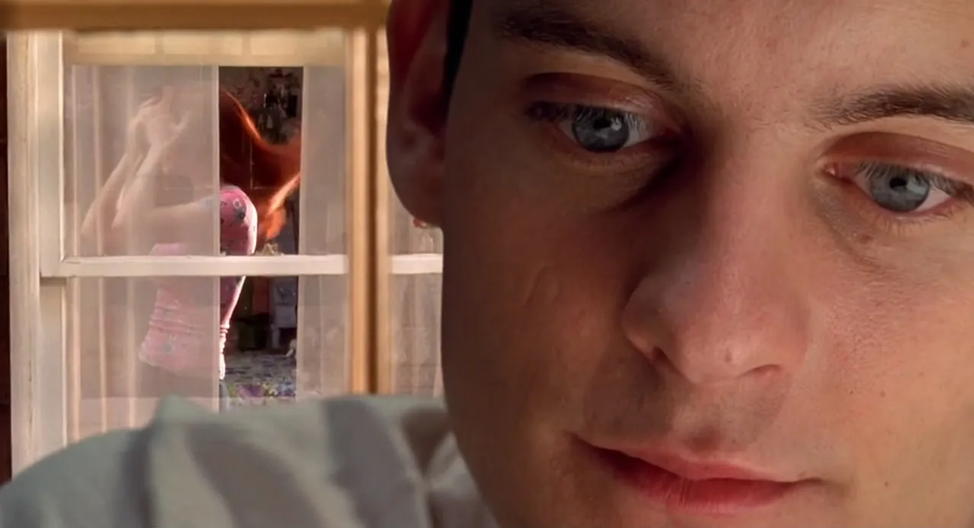 Kirsten Dunst and Tobey Maguire in Spider-Man (2002)