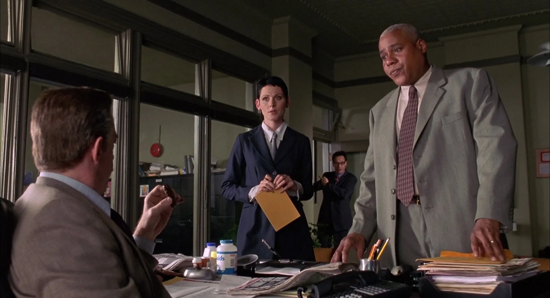 Bill Nunn and J.K. Simmons in Spider-Man (2002)