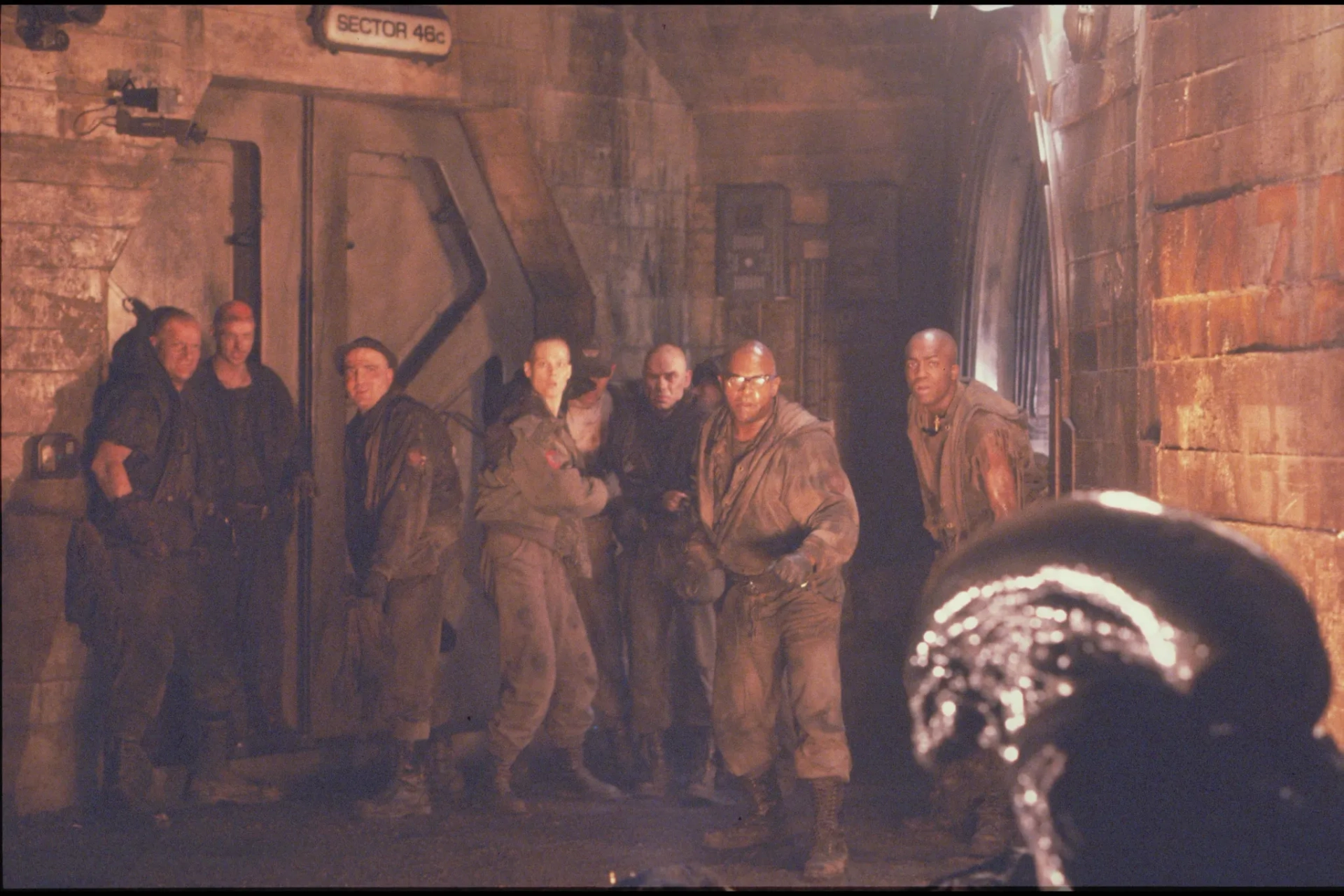 Sigourney Weaver, Charles S. Dutton, Peter Guinness, Vincenzo Nicoli, Deobia Oparei, and Tom Woodruff Jr. in Alien³ (1992)