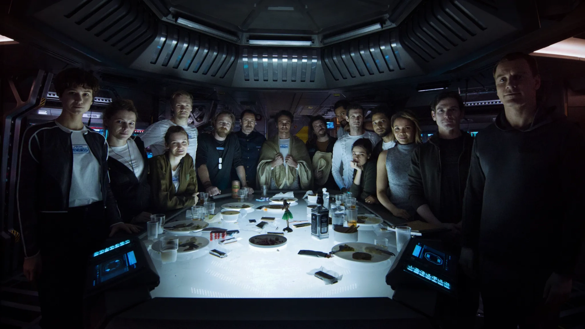 Billy Crudup, Demián Bichir, Carmen Ejogo, James Franco, Jussie Smollett, Michael Fassbender, Nathaniel Dean, Danny McBride, Amy Seimetz, Alexander England, Katherine Waterston, Tess Haubrich, Benjamin Rigby, Callie Hernandez, and Uli Latukefu in Alien: Covenant (2017)