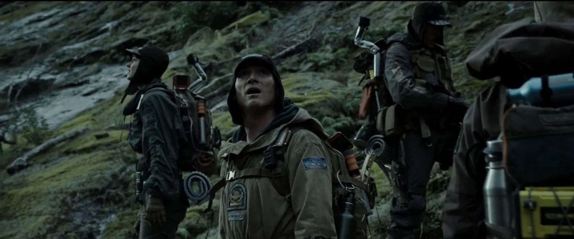 Billy Crudup, Demián Bichir, and Katherine Waterston in Alien: Covenant (2017)