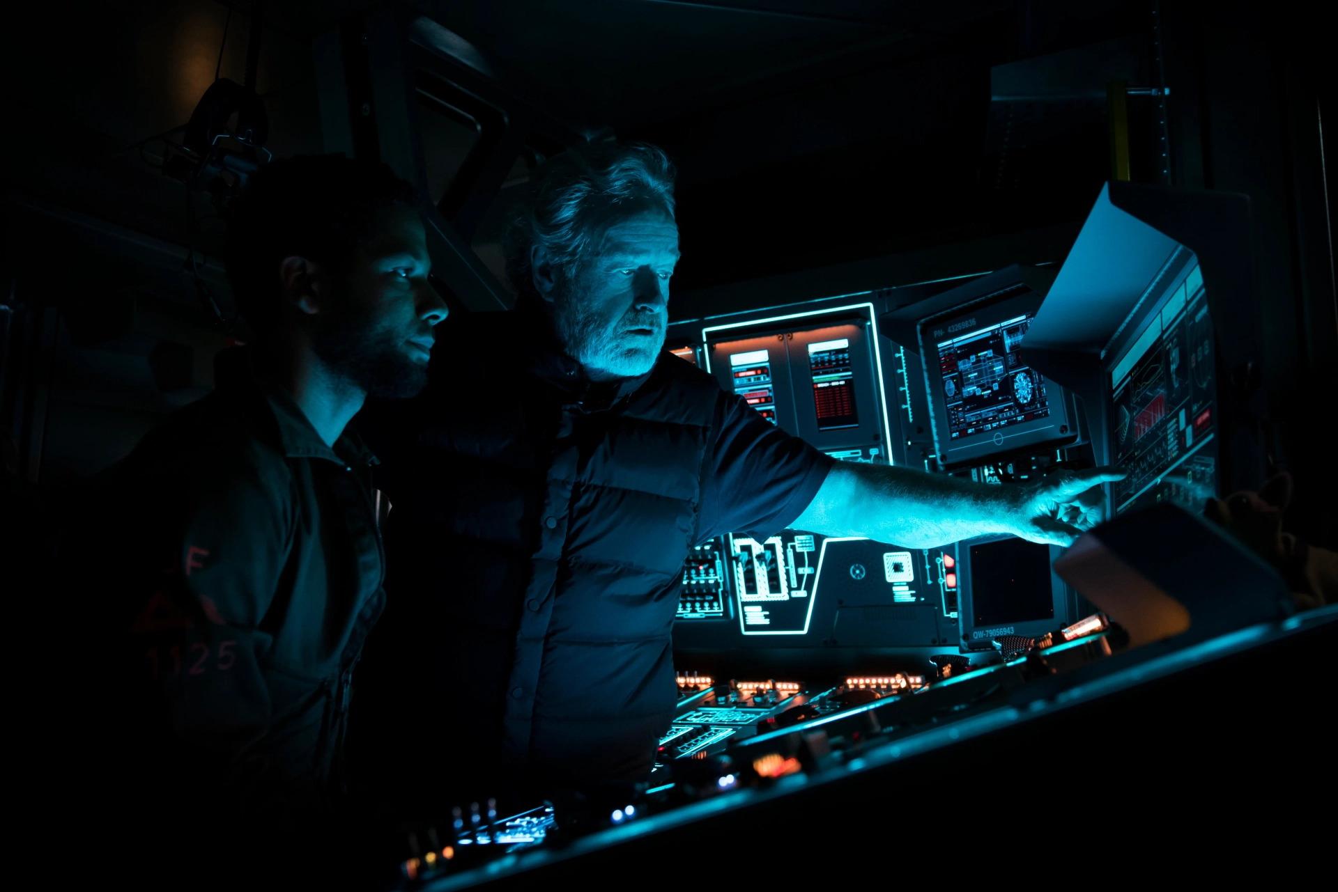 Ridley Scott and Jussie Smollett in Alien: Covenant (2017)