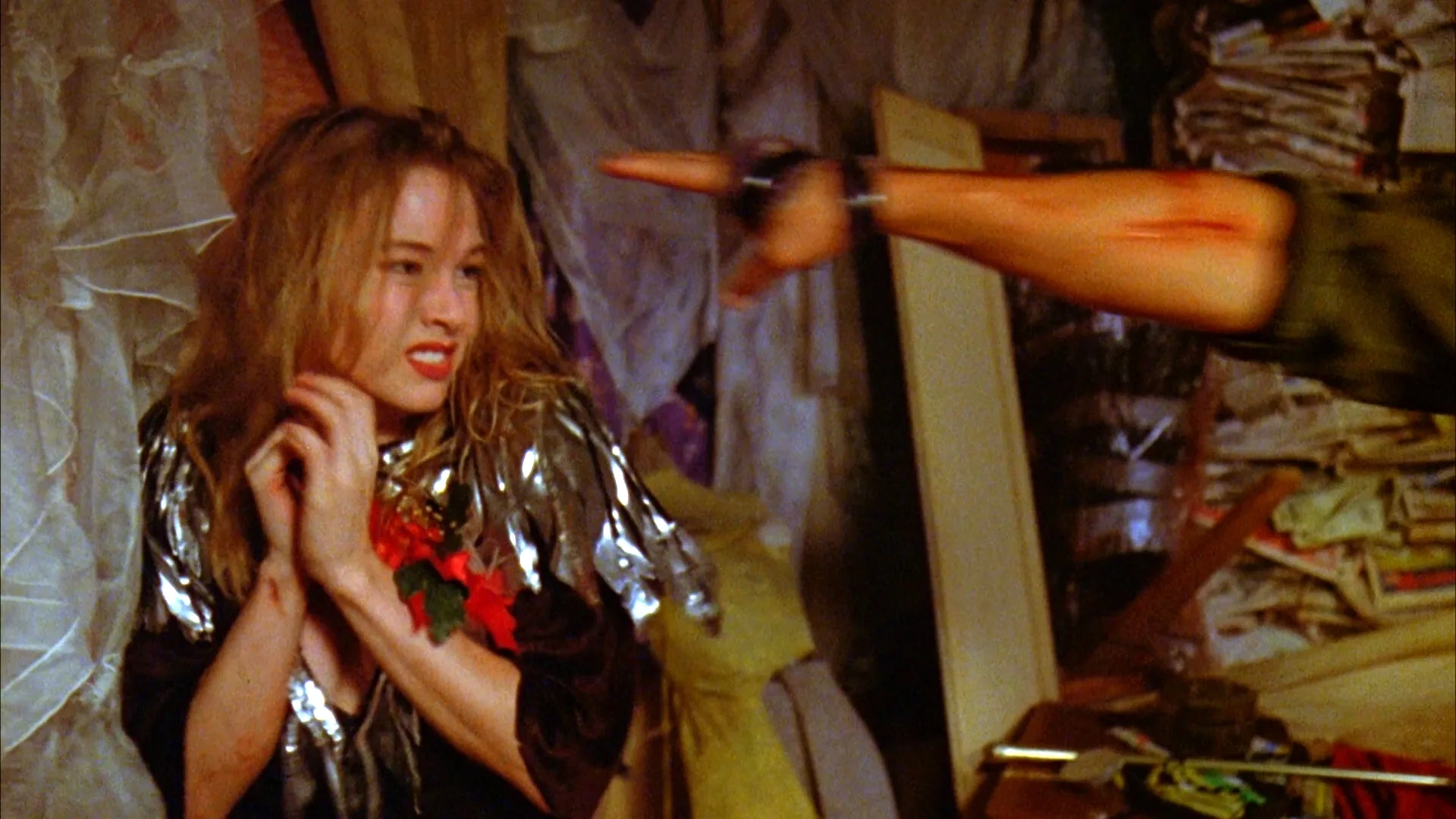 Renée Zellweger in Texas Chainsaw Massacre: The Next Generation (1994)