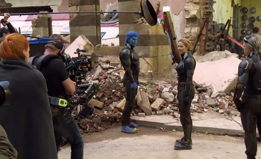 Nicholas Hoult, Evan Peters, and Jennifer Lawrence in X-Men: Apocalypse (2016)