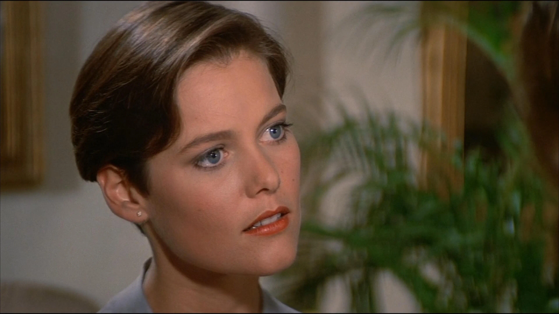 Carey Lowell in Licence to Kill (1989)