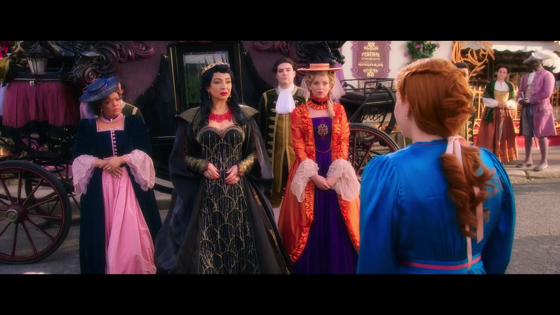 Amy Adams, Maya Rudolph, Yvette Nicole Brown, and Jayma Mays in Disenchanted (2022)