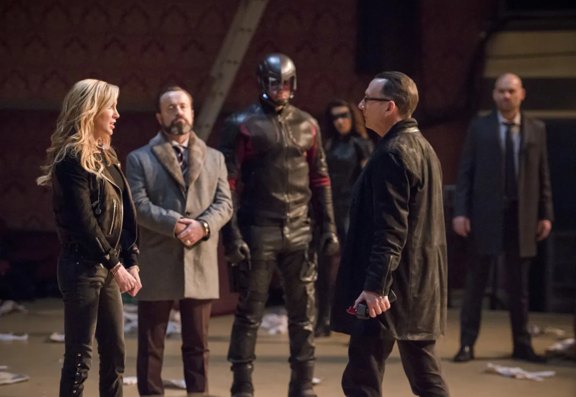 Paul Blackthorne, Michael Emerson, David Nykl, David Ramsey, Katie Cassidy, and Juliana Harkavy in Arrow (2012)