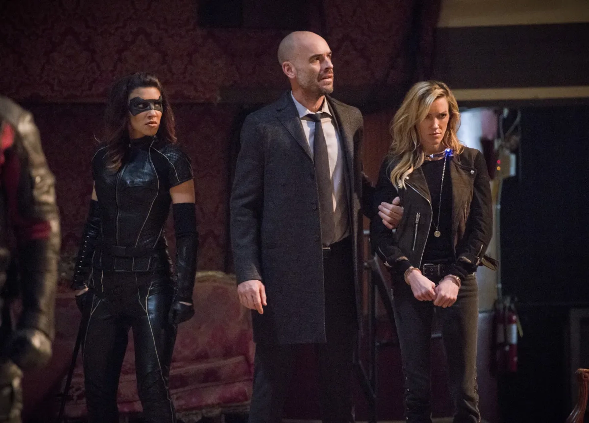 Paul Blackthorne, Katie Cassidy, and Juliana Harkavy in Arrow (2012)