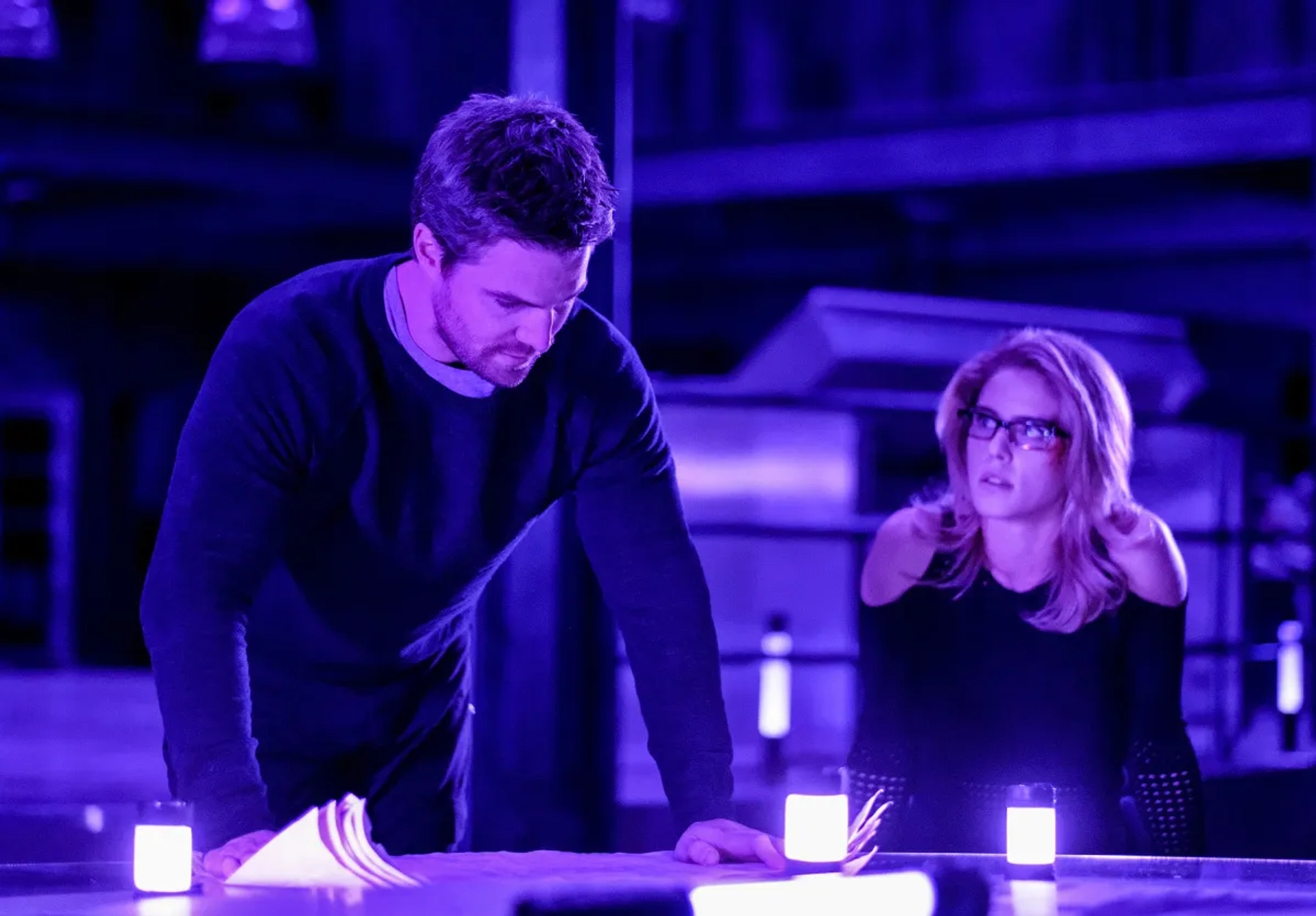 Stephen Amell and Emily Bett Rickards in Arrow (2012)