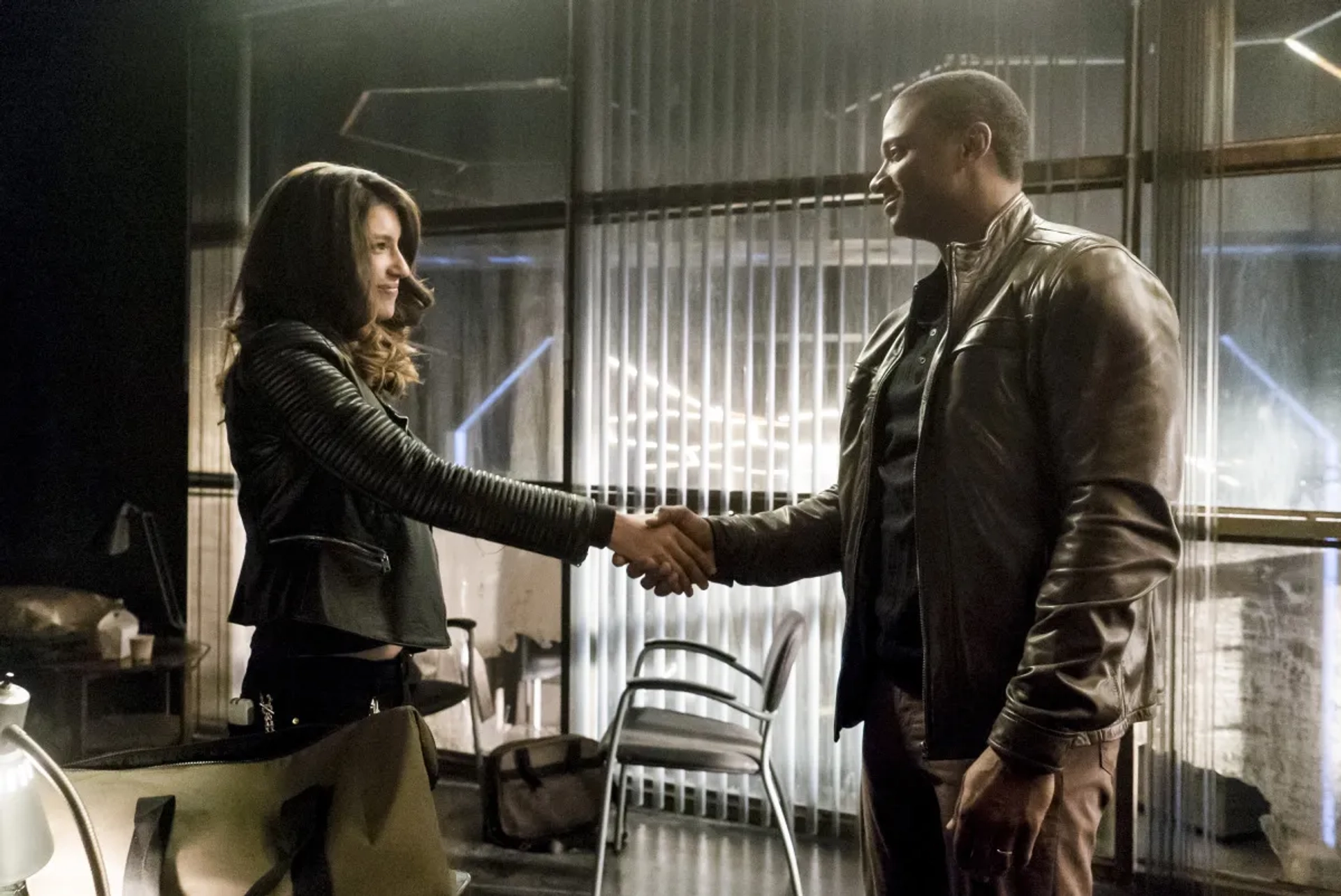 David Ramsey and Juliana Harkavy in Arrow (2012)