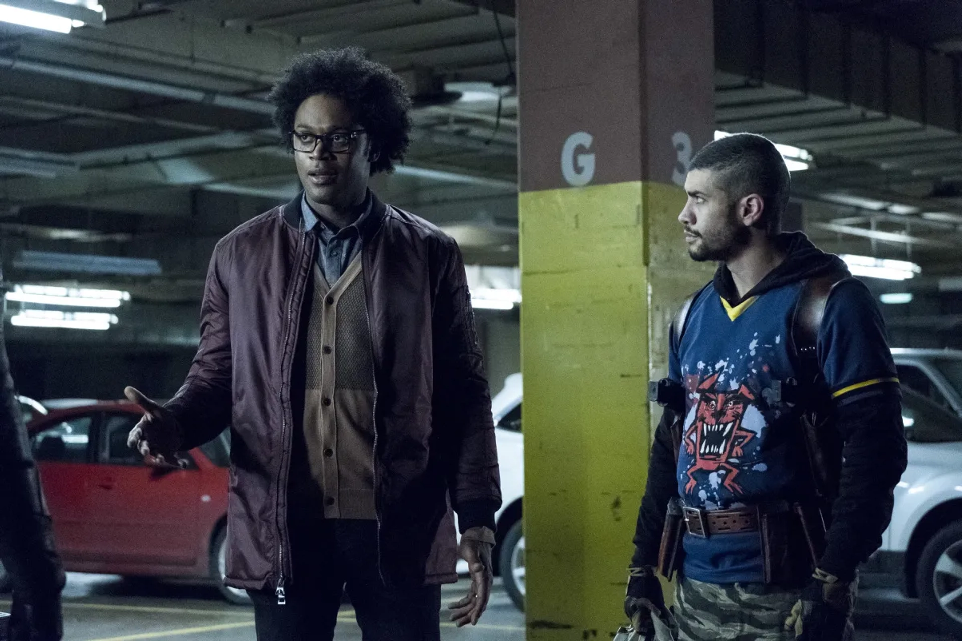 Rick Gonzalez and Echo Kellum in Arrow (2012)