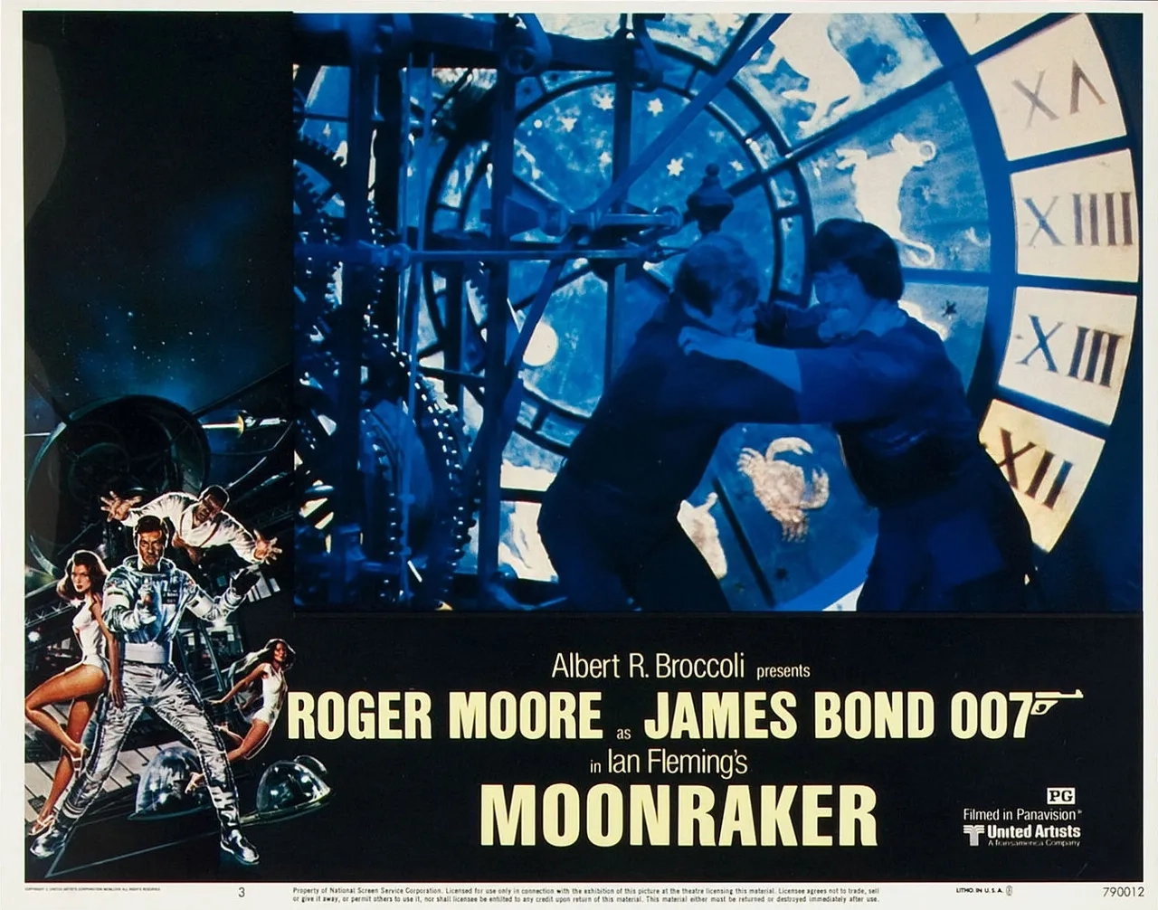 Roger Moore and Toshirô Suga in Moonraker (1979)
